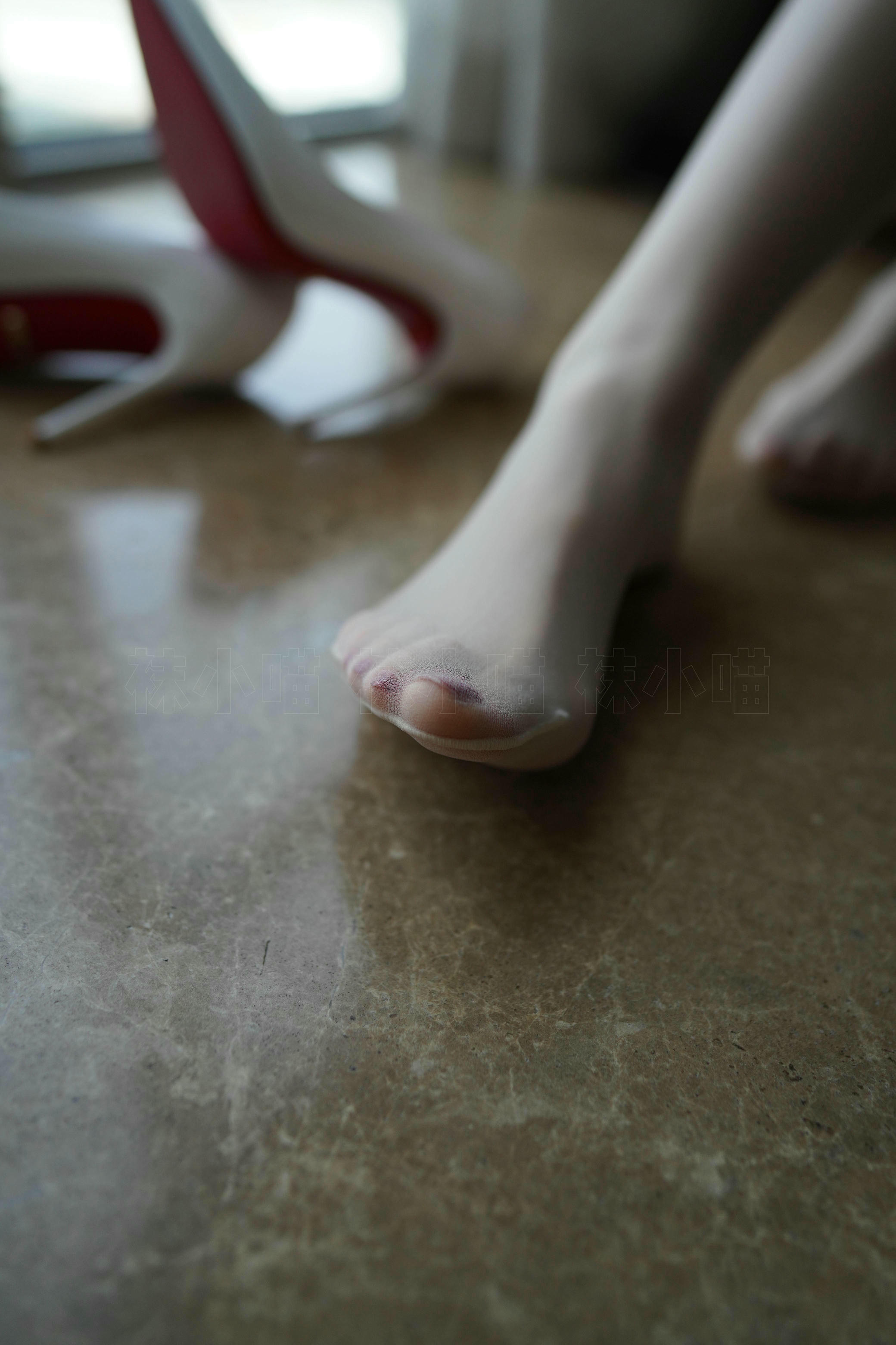 袜小喵 KT282 洁白无暇 [93+1P／117MB]_第4集