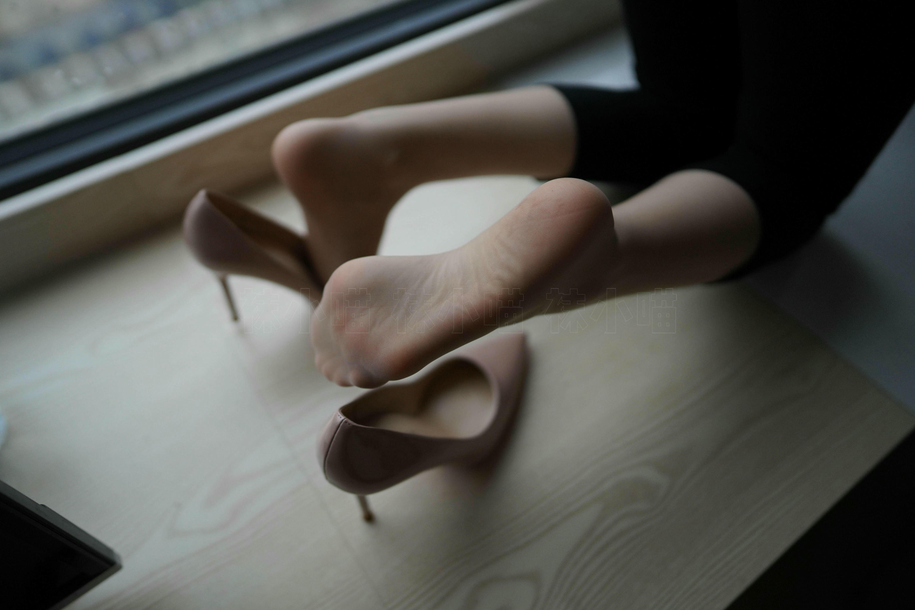 袜小喵 KT284 窗台[88+1P／96.3MB]_第2集