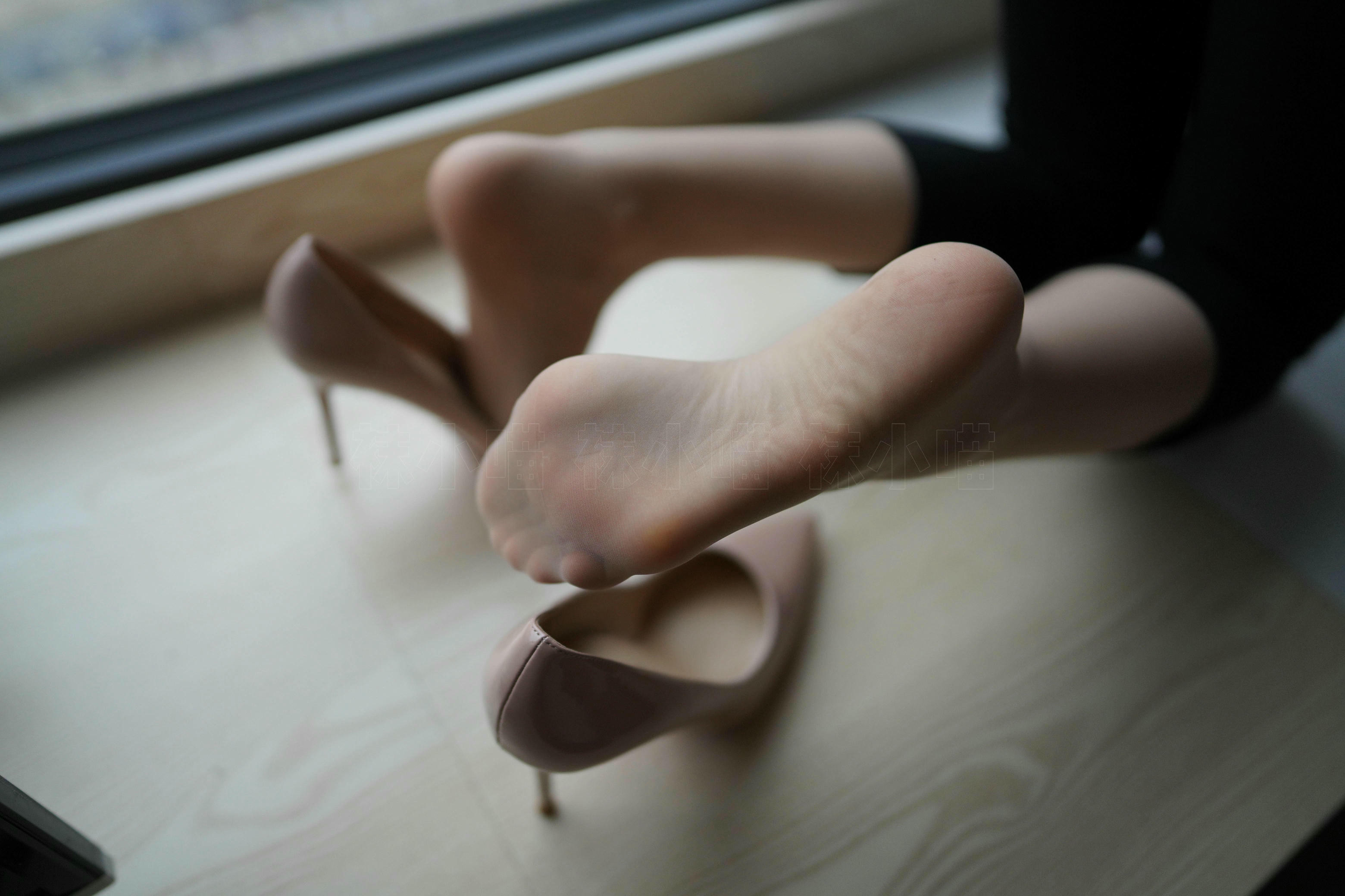 袜小喵 KT284 窗台[88+1P／96.3MB]_第2集