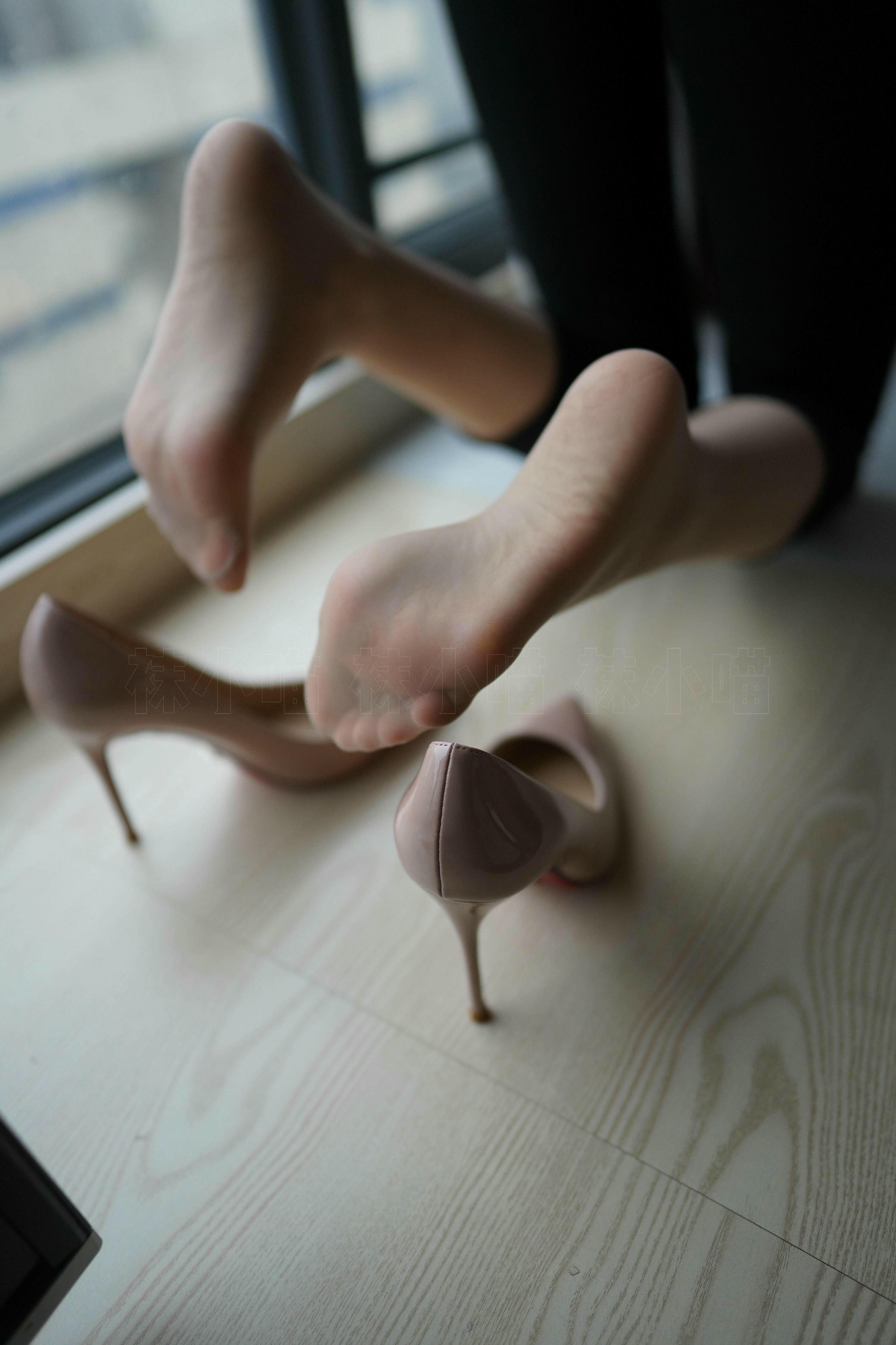 袜小喵 KT284 窗台[88+1P／96.3MB]_第2集