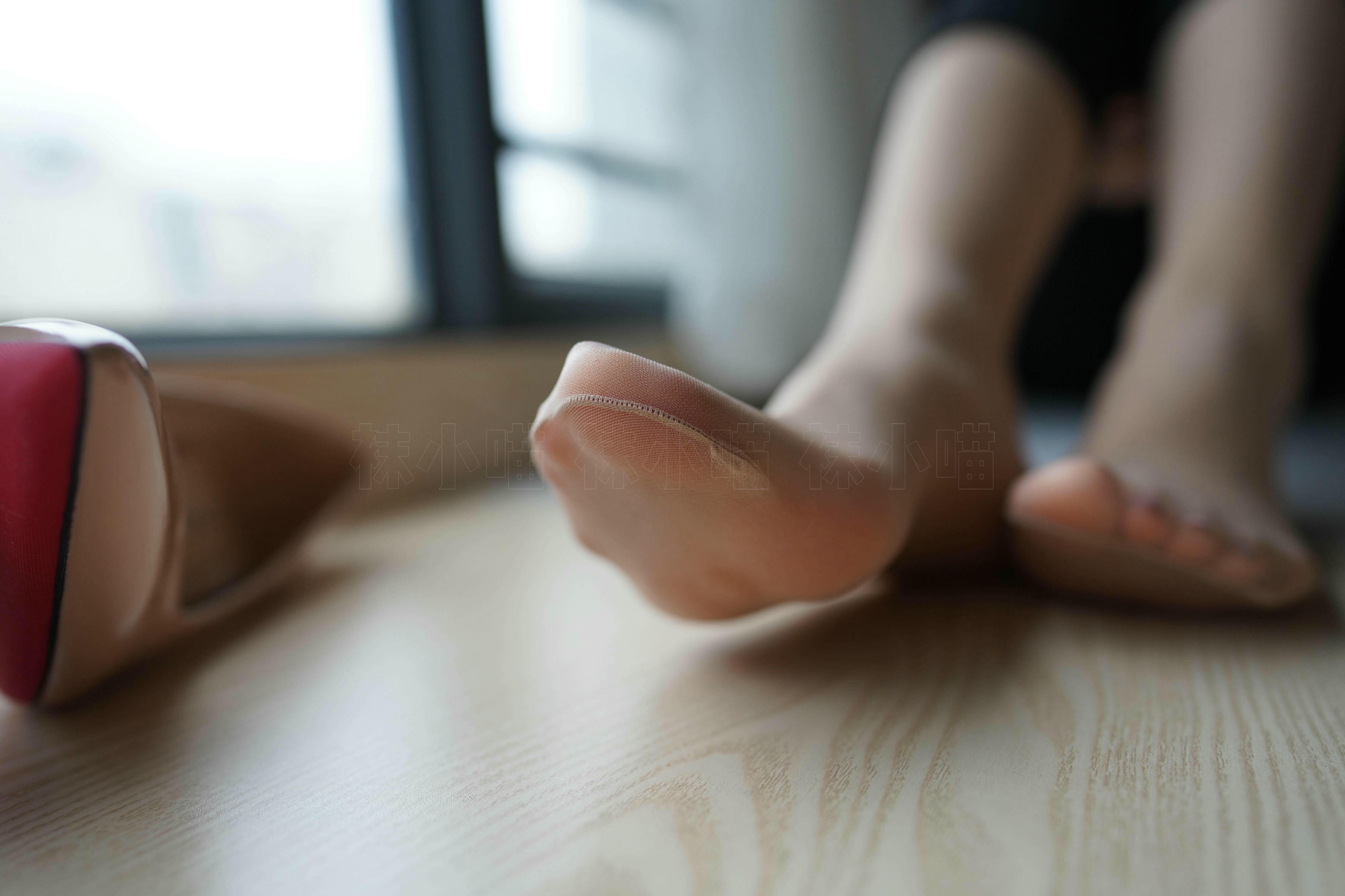 袜小喵 KT284 窗台[88+1P／96.3MB]_第2集