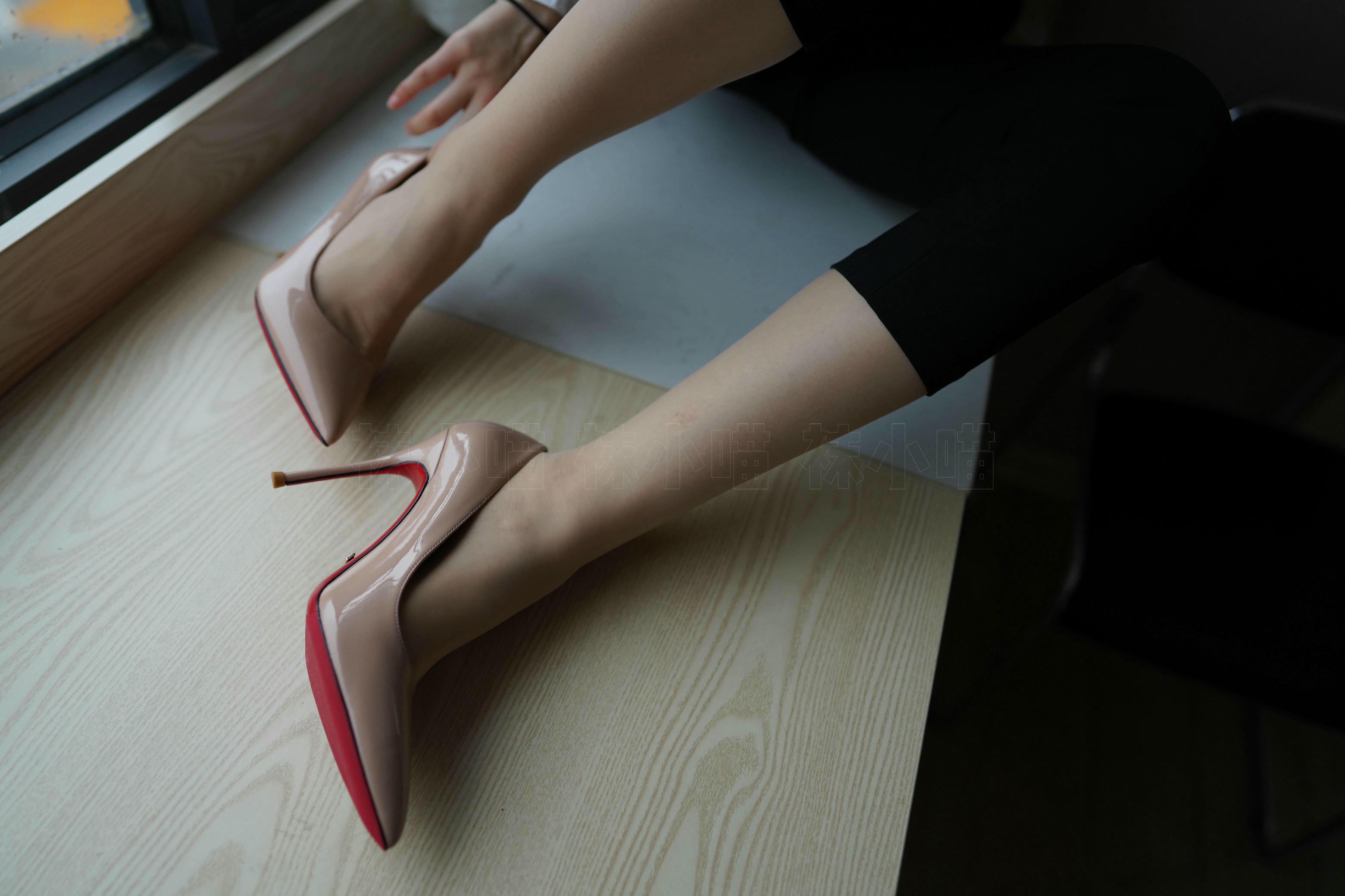 袜小喵 KT284 窗台[88+1P／96.3MB]_第3集