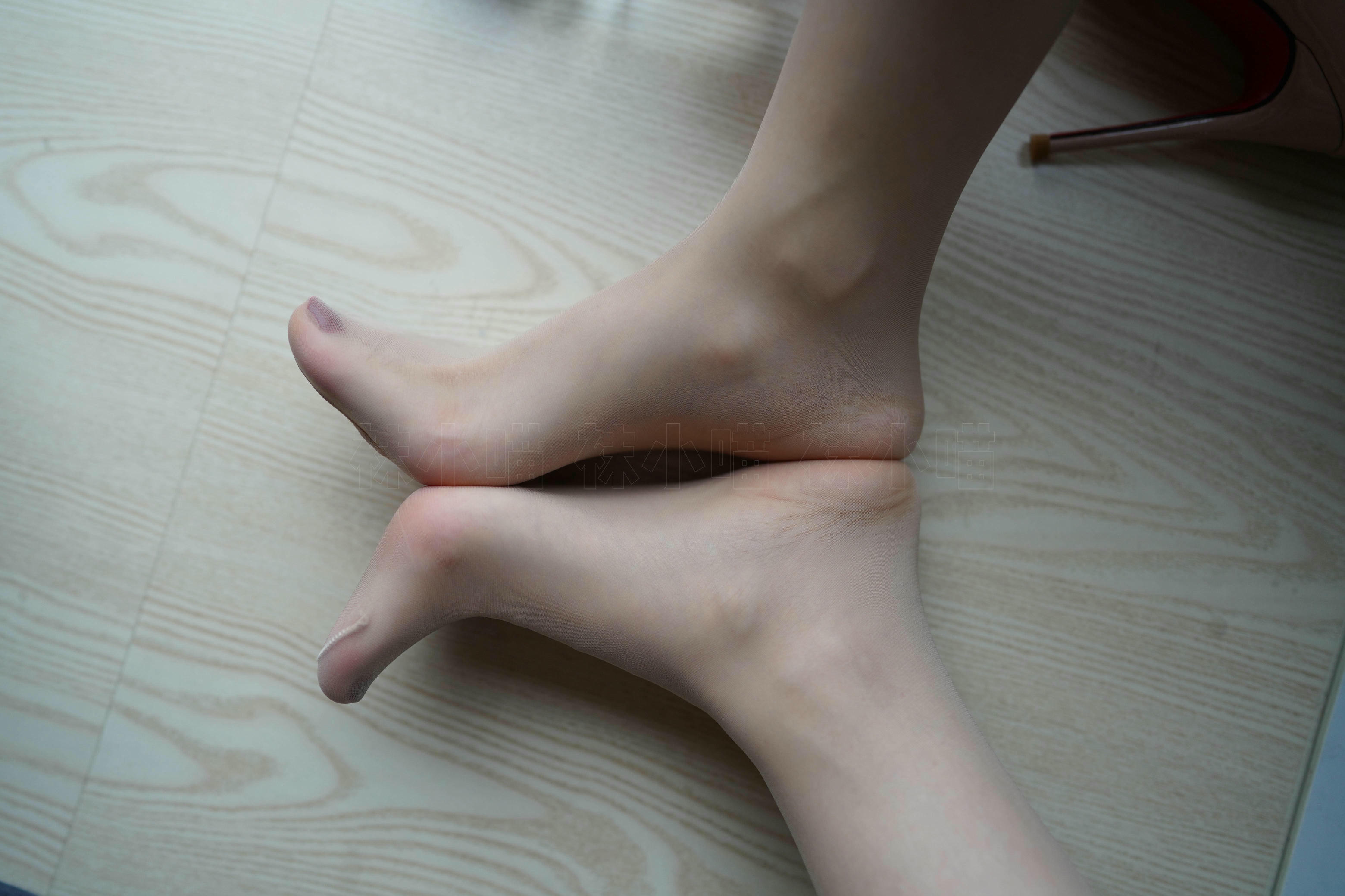 袜小喵 KT284 窗台[88+1P／96.3MB]_第4集