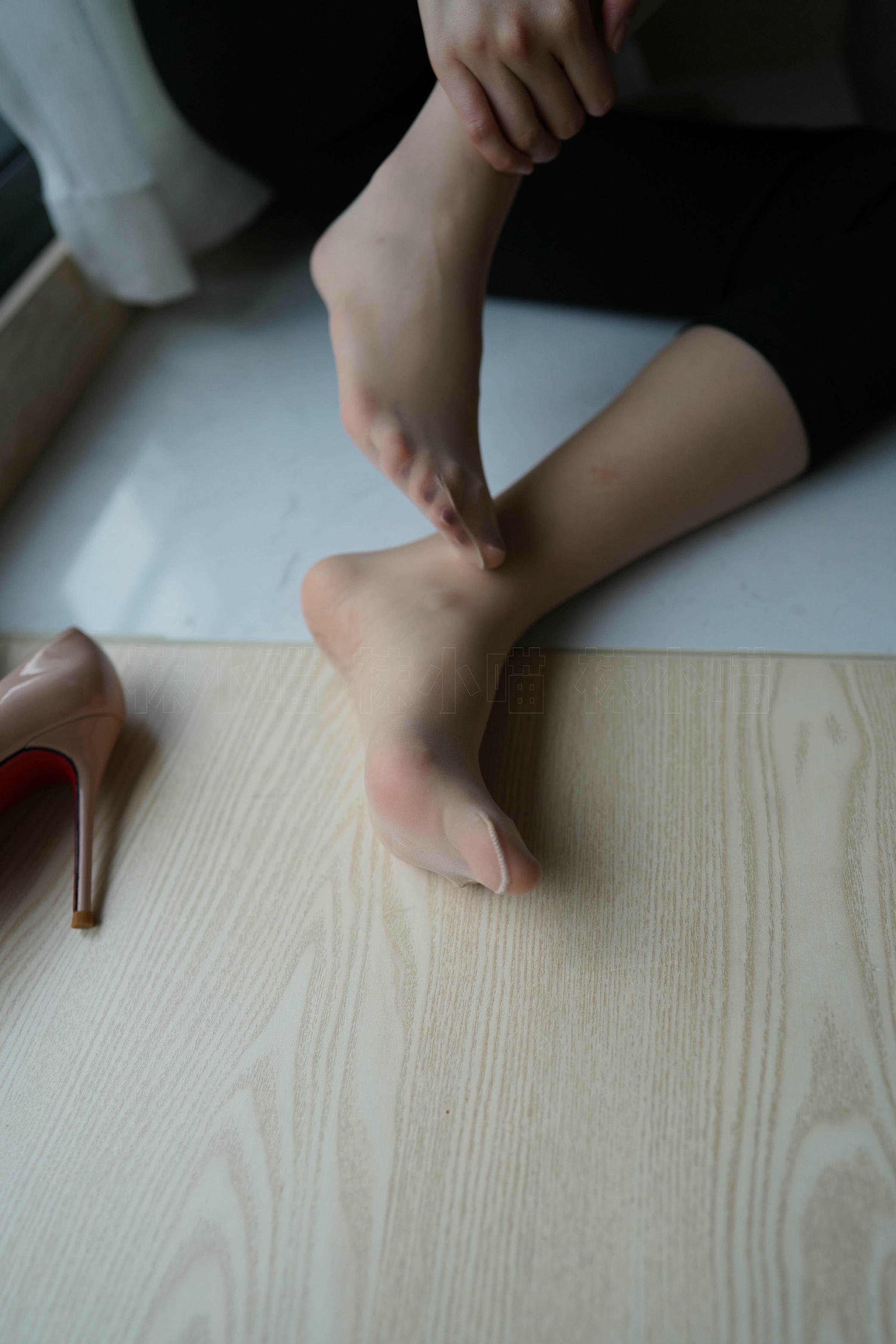 袜小喵 KT284 窗台[88+1P／96.3MB]_第5集