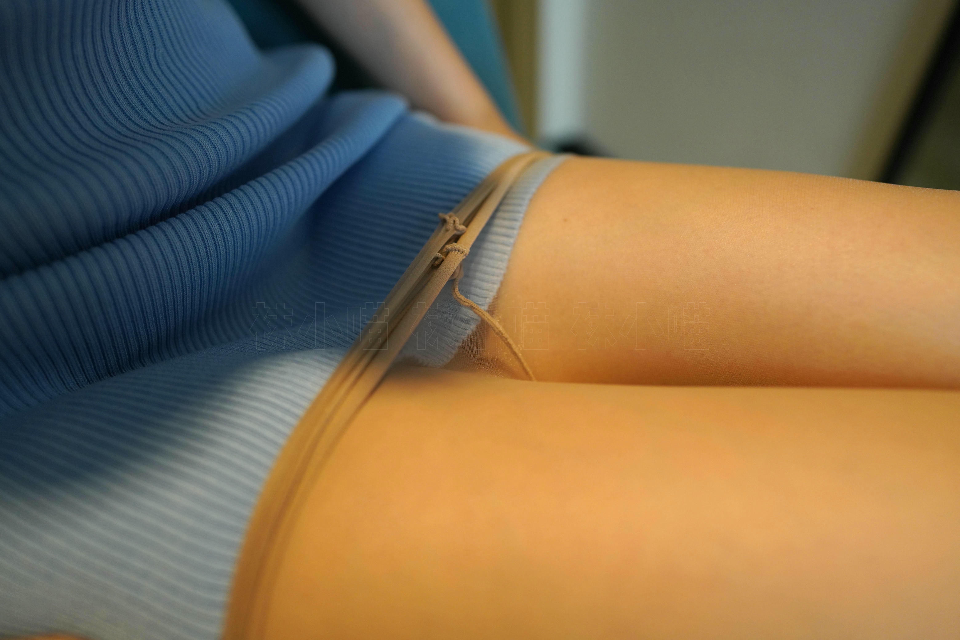 袜小喵 KT285 镜子中[93+1P／151MB]_第3集