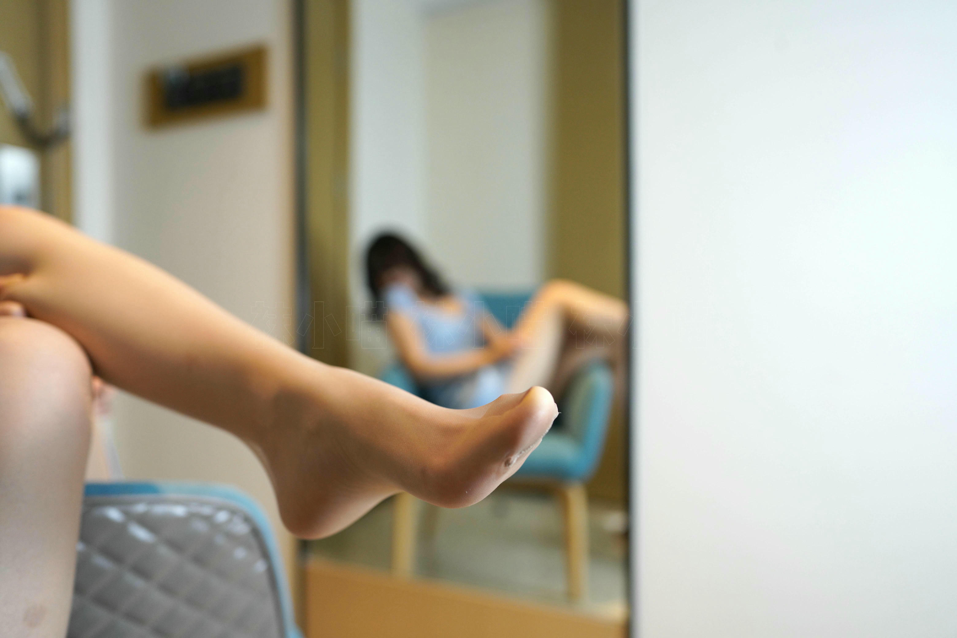 袜小喵 KT285 镜子中[93+1P／151MB]_第5集