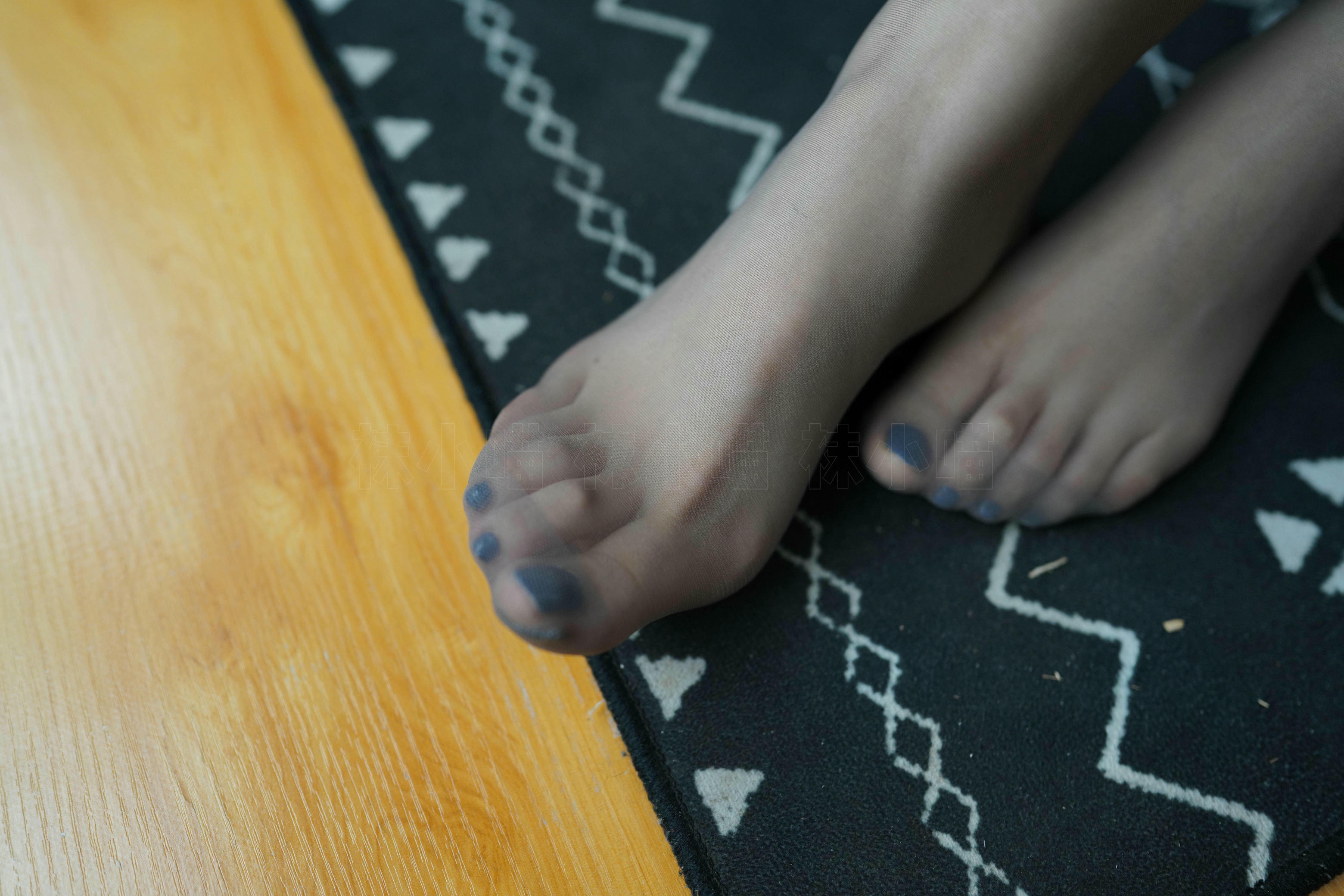 袜小喵 KT288 摇摇椅[82P／142MB]_第2集