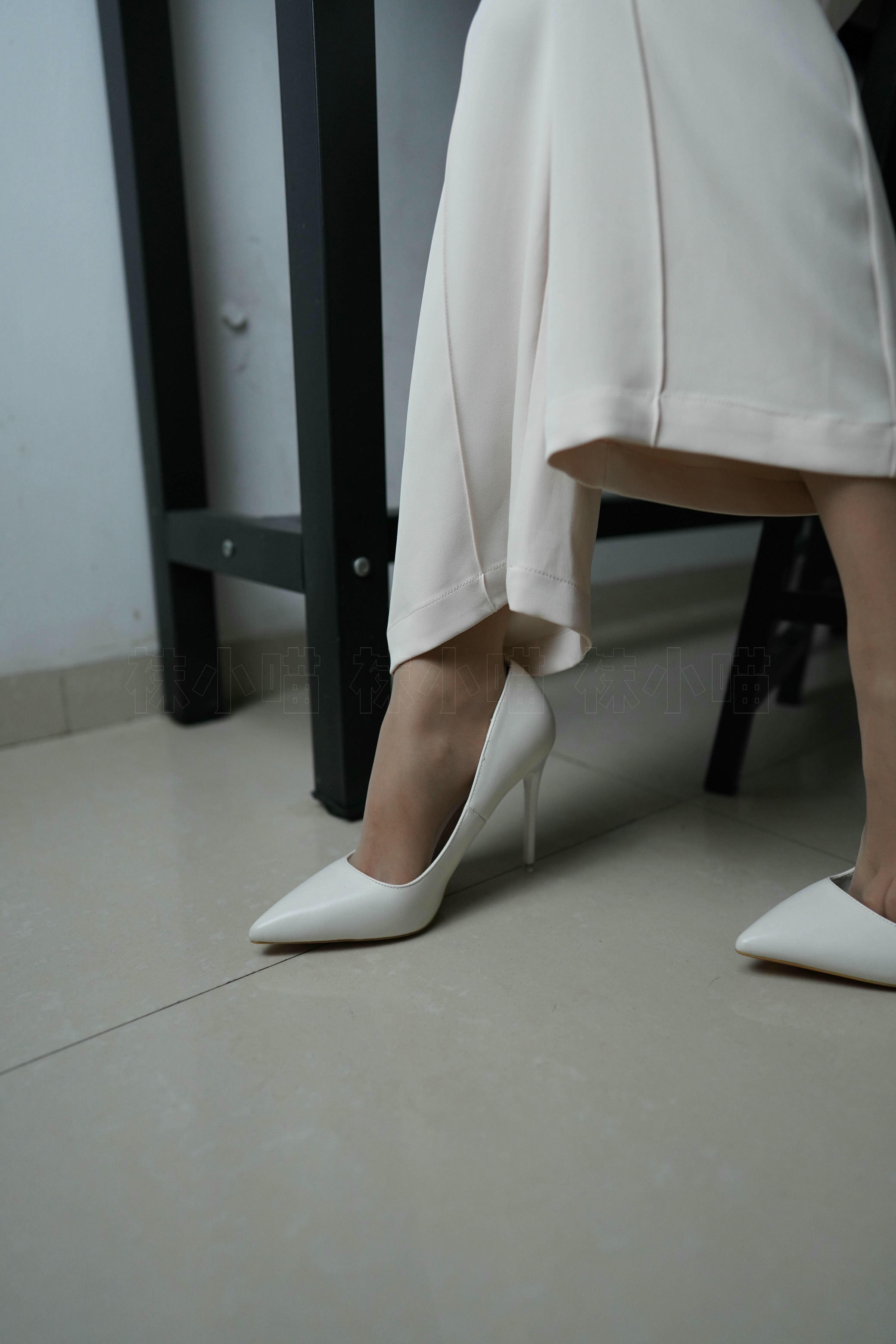 袜小喵 KT293 飘逸[100P／121MB]_第1集