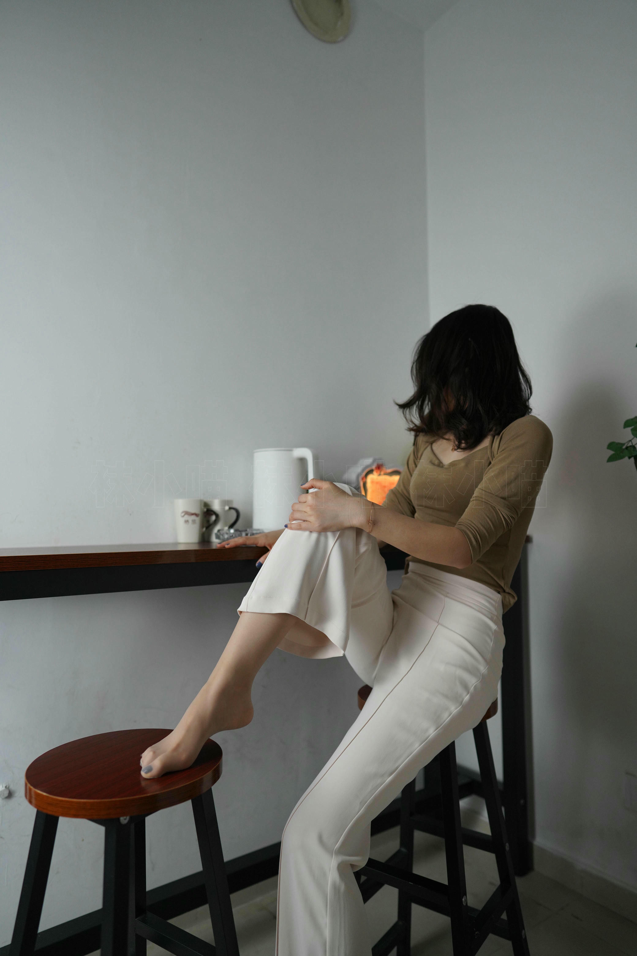 袜小喵 KT293 飘逸[100P／121MB]_第1集