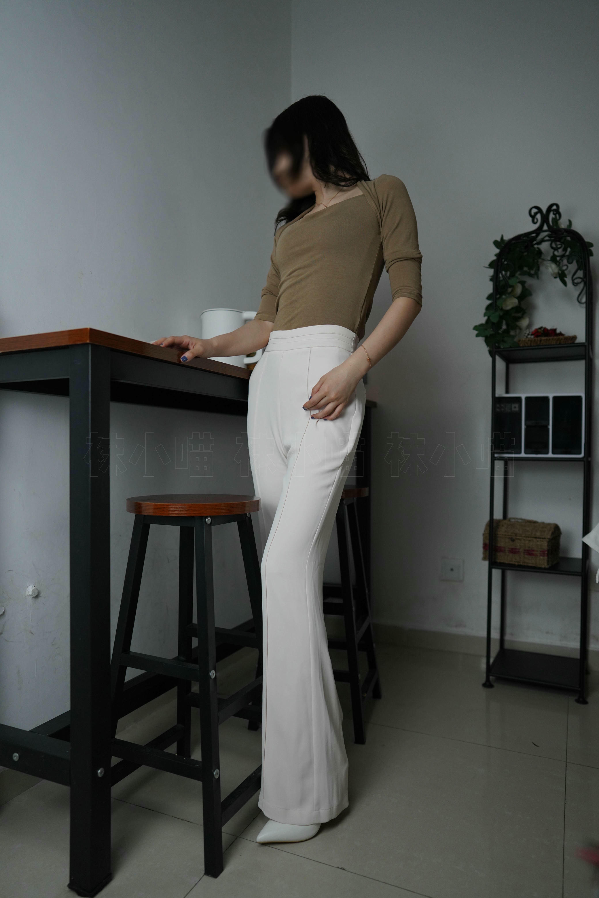 袜小喵 KT293 飘逸[100P／121MB]_第1集