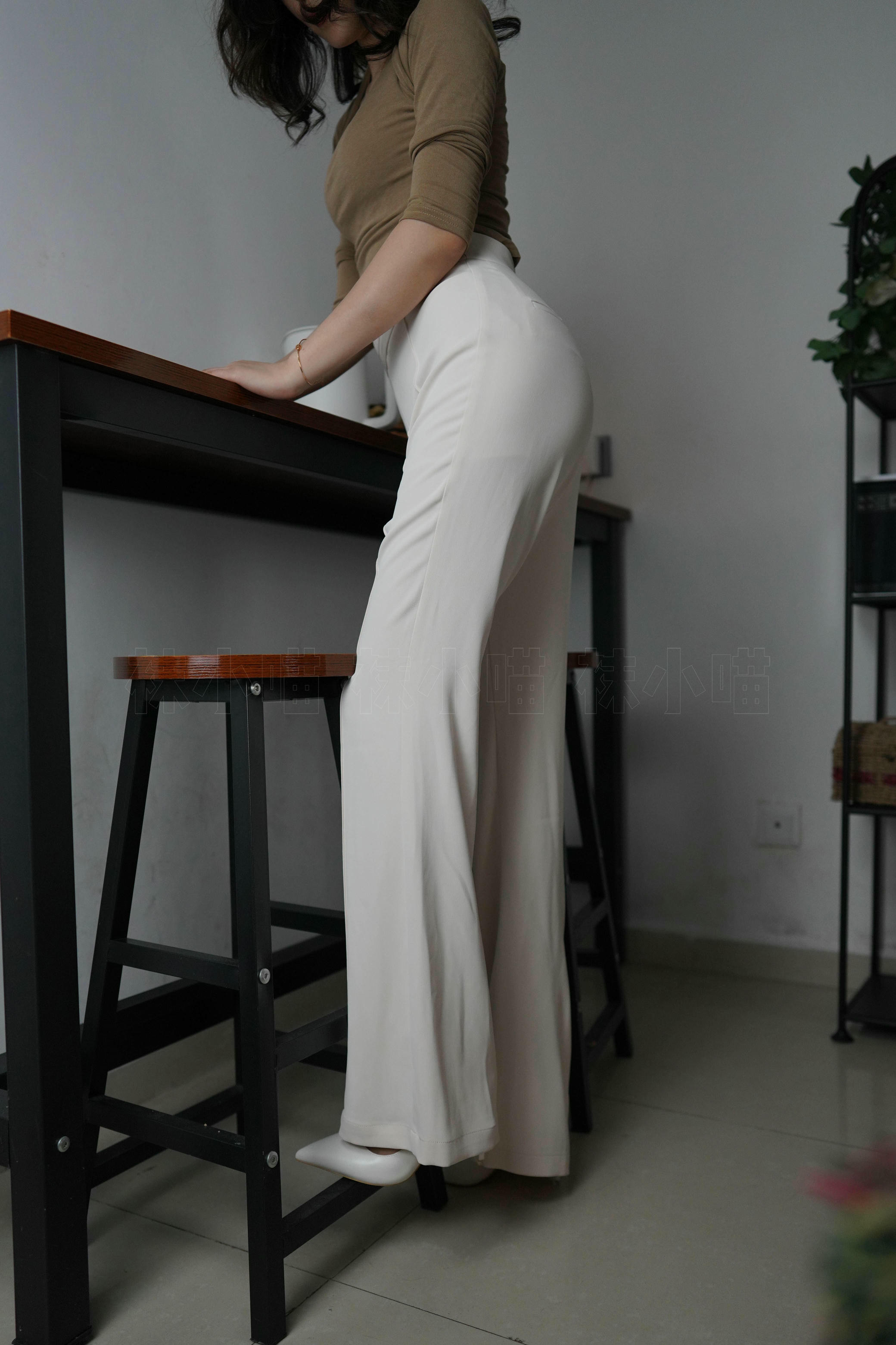 袜小喵 KT293 飘逸[100P／121MB]_第1集