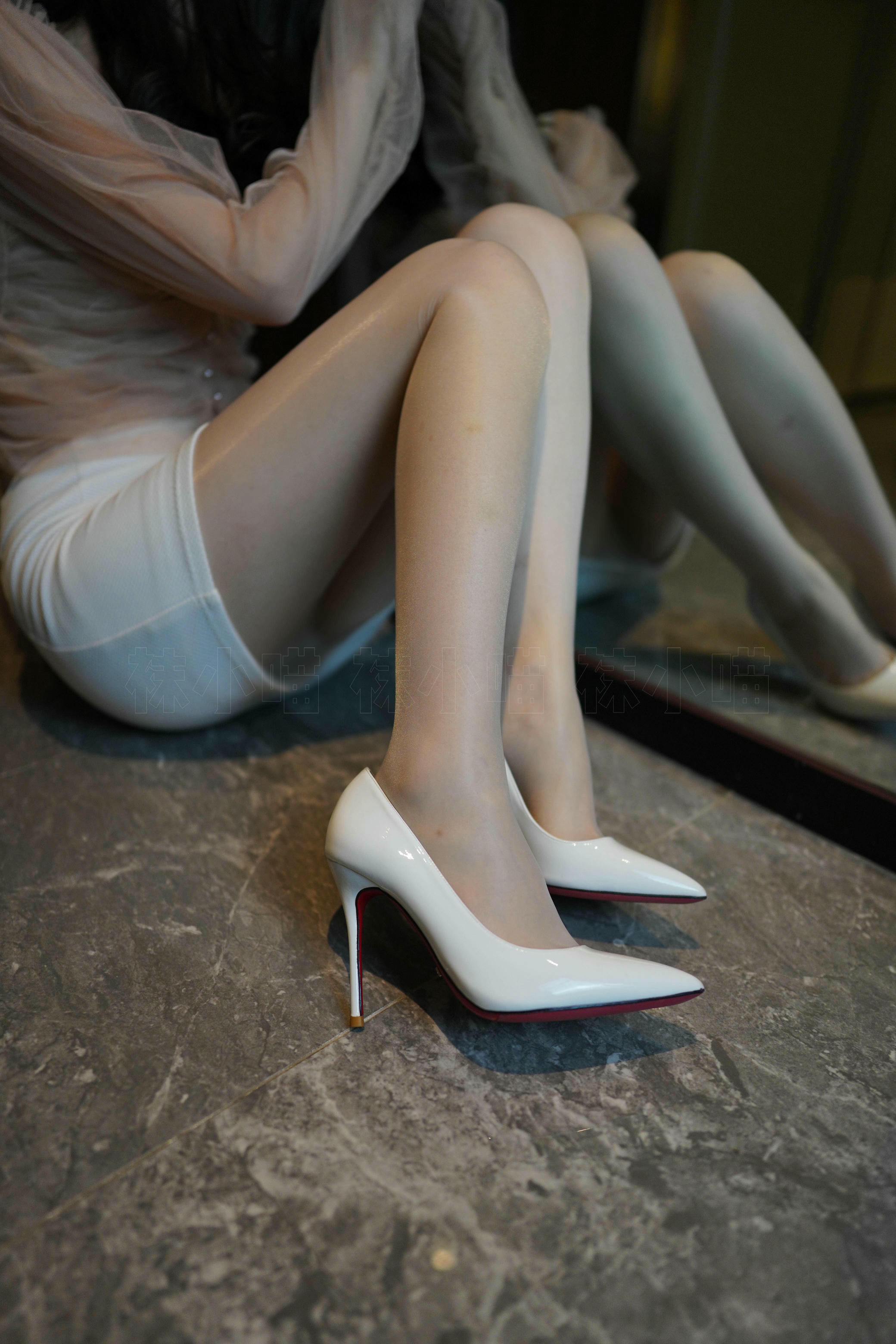 袜小喵 KT296 对视[77P／140MB]_第2集