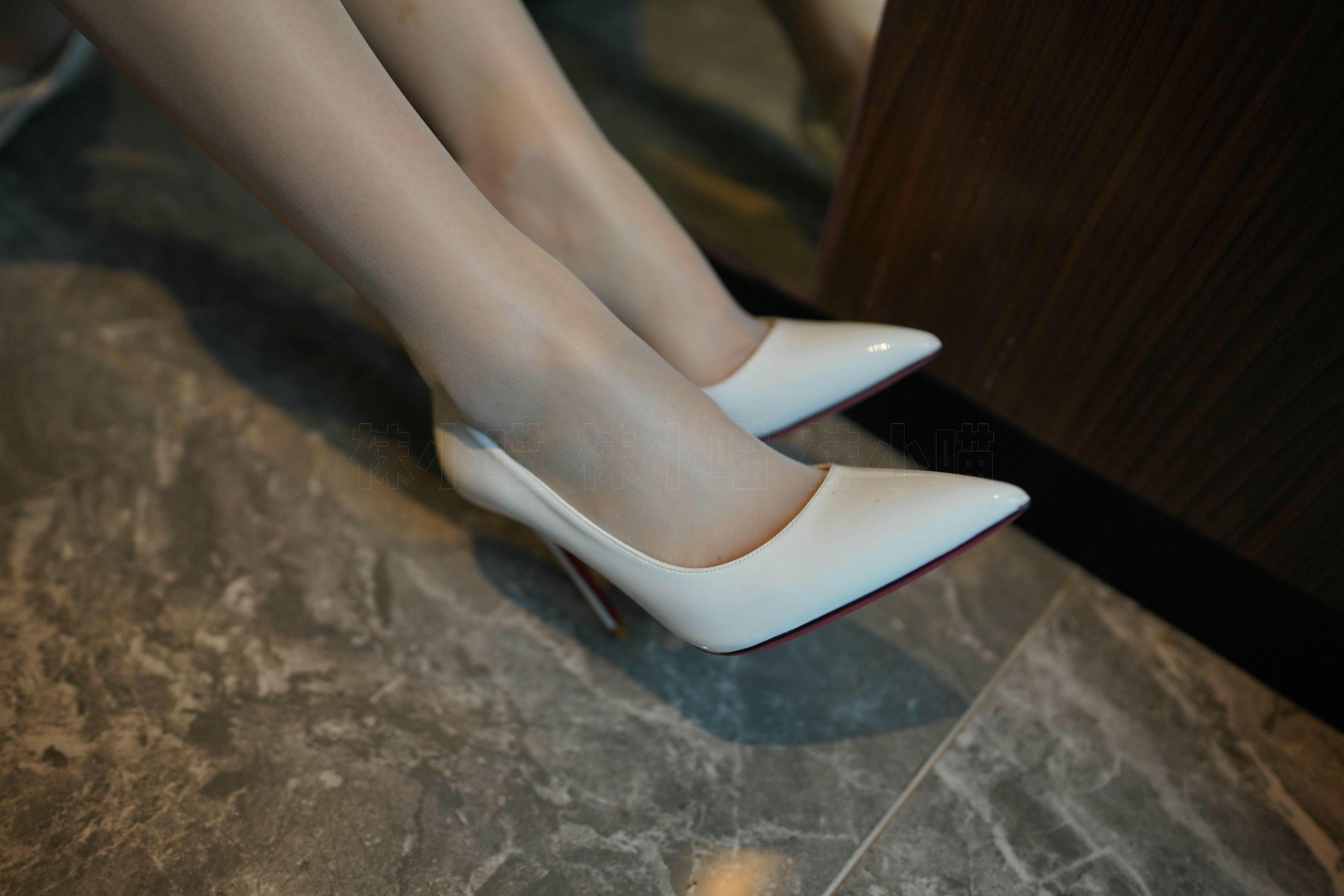 袜小喵 KT296 对视[77P／140MB]_第3集