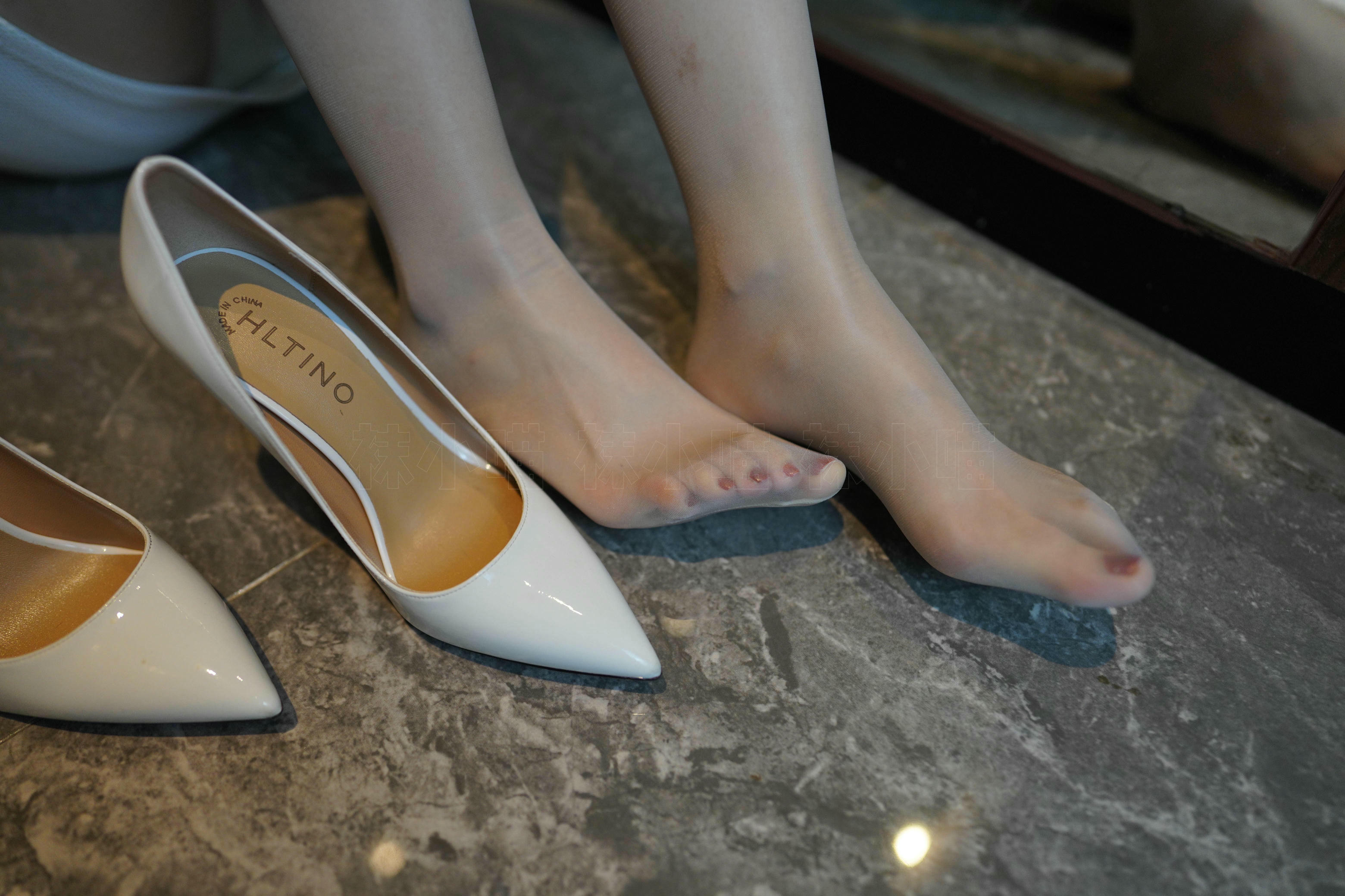 袜小喵 KT296 对视[77P／140MB]_第3集