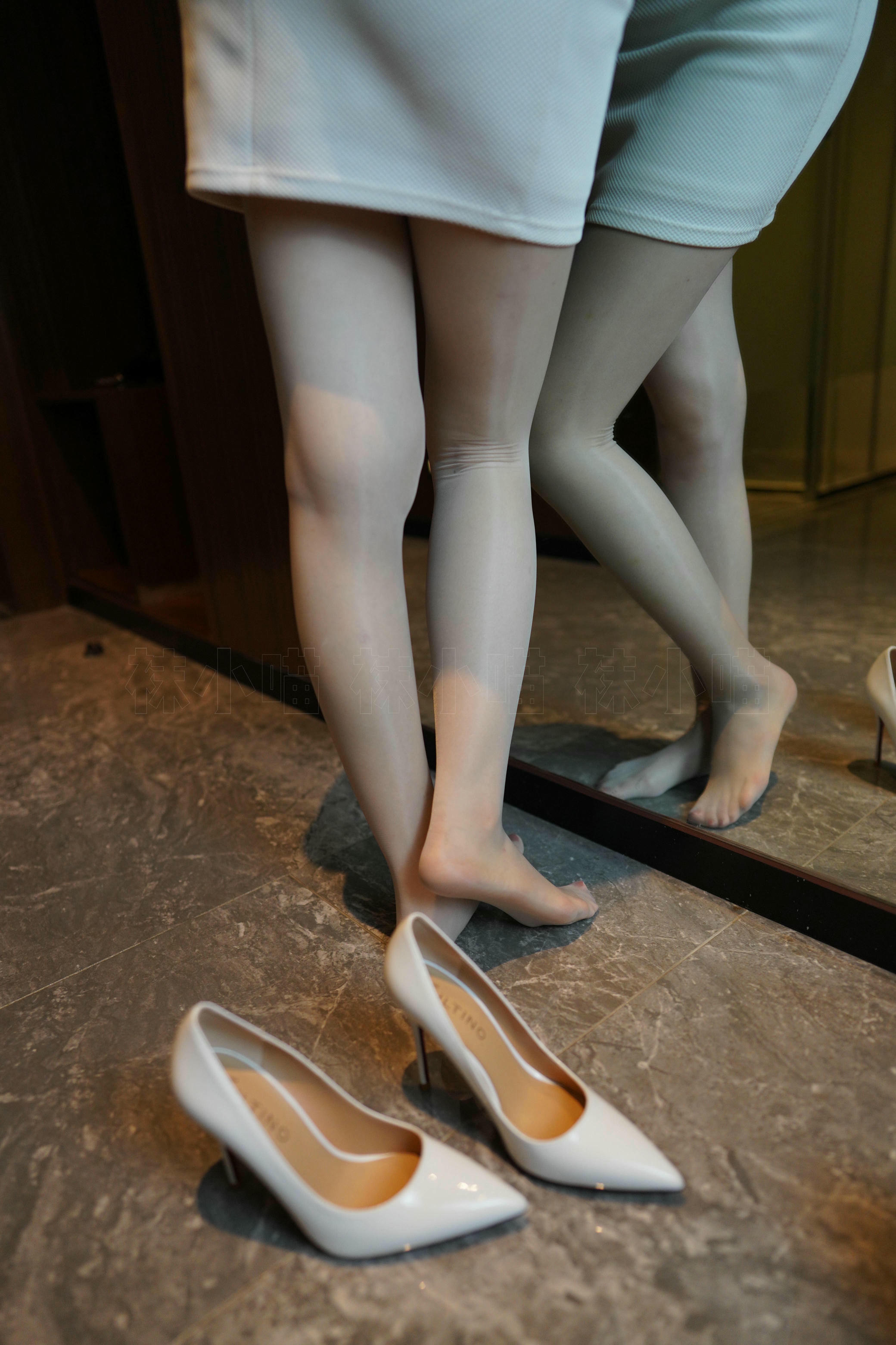 袜小喵 KT296 对视[77P／140MB]_第4集