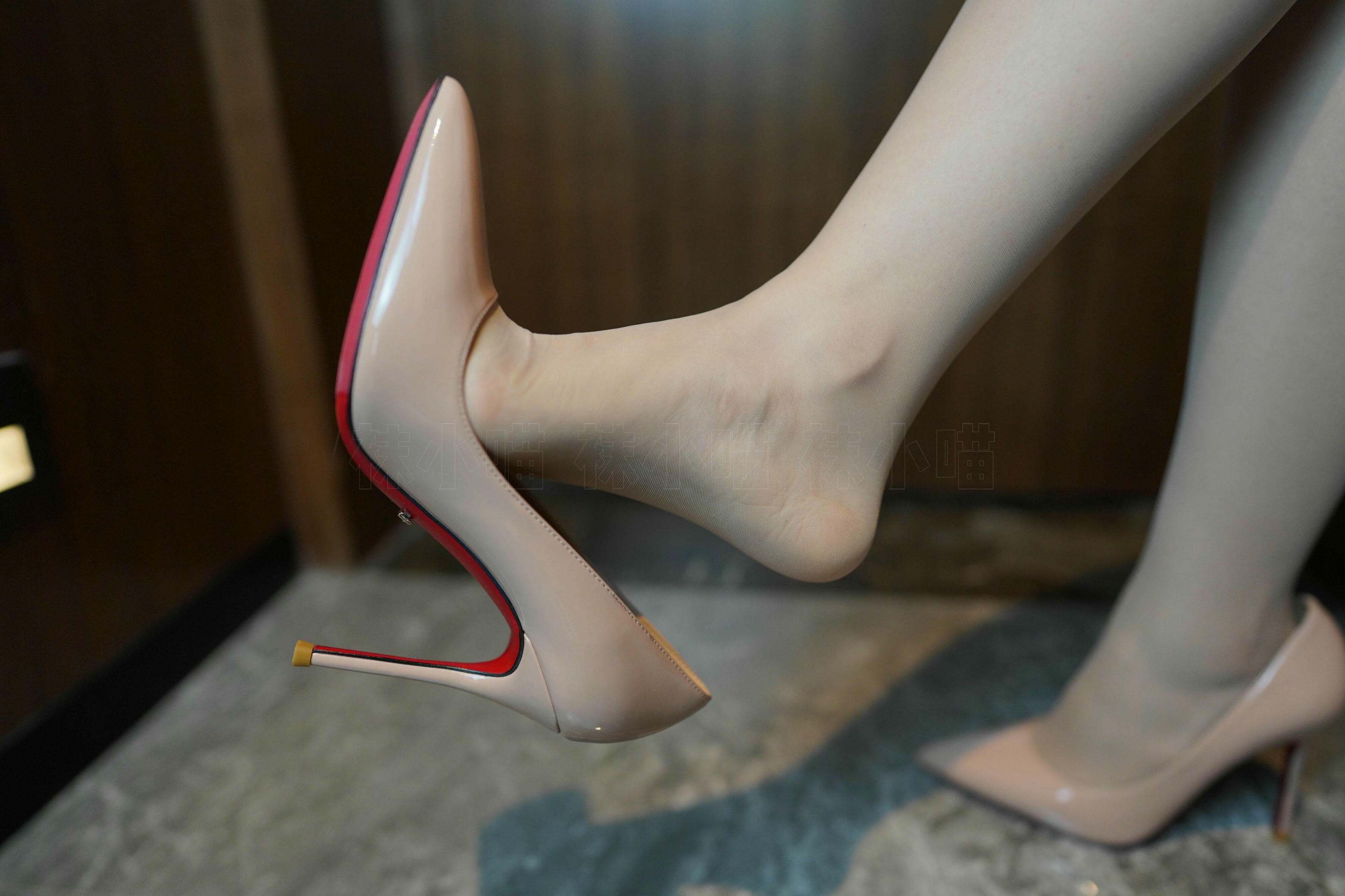 袜小喵 KT300 准备出发[92P／238MB]_第1集