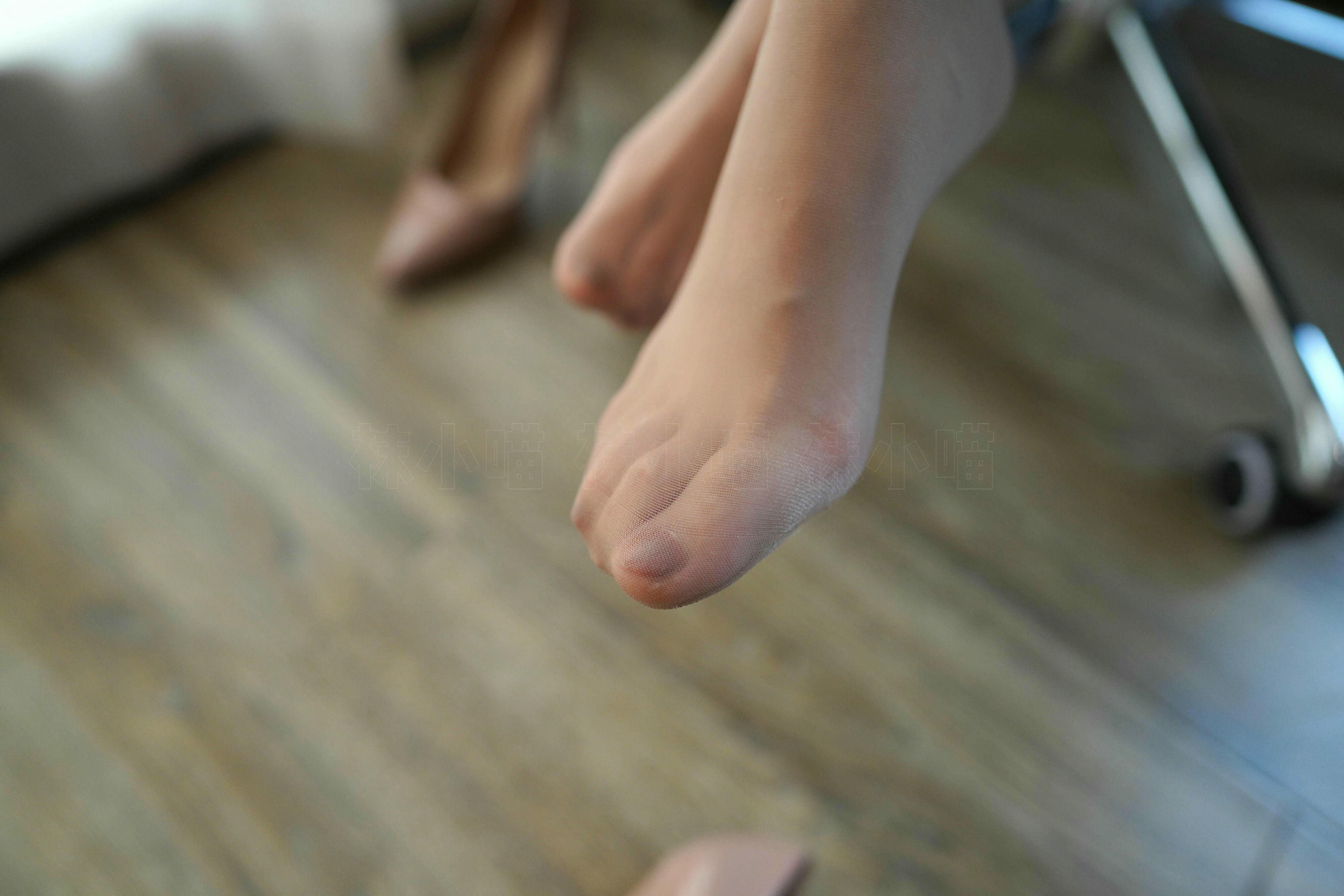 袜小喵 KT301 丝绸[77P／224MB]_第3集