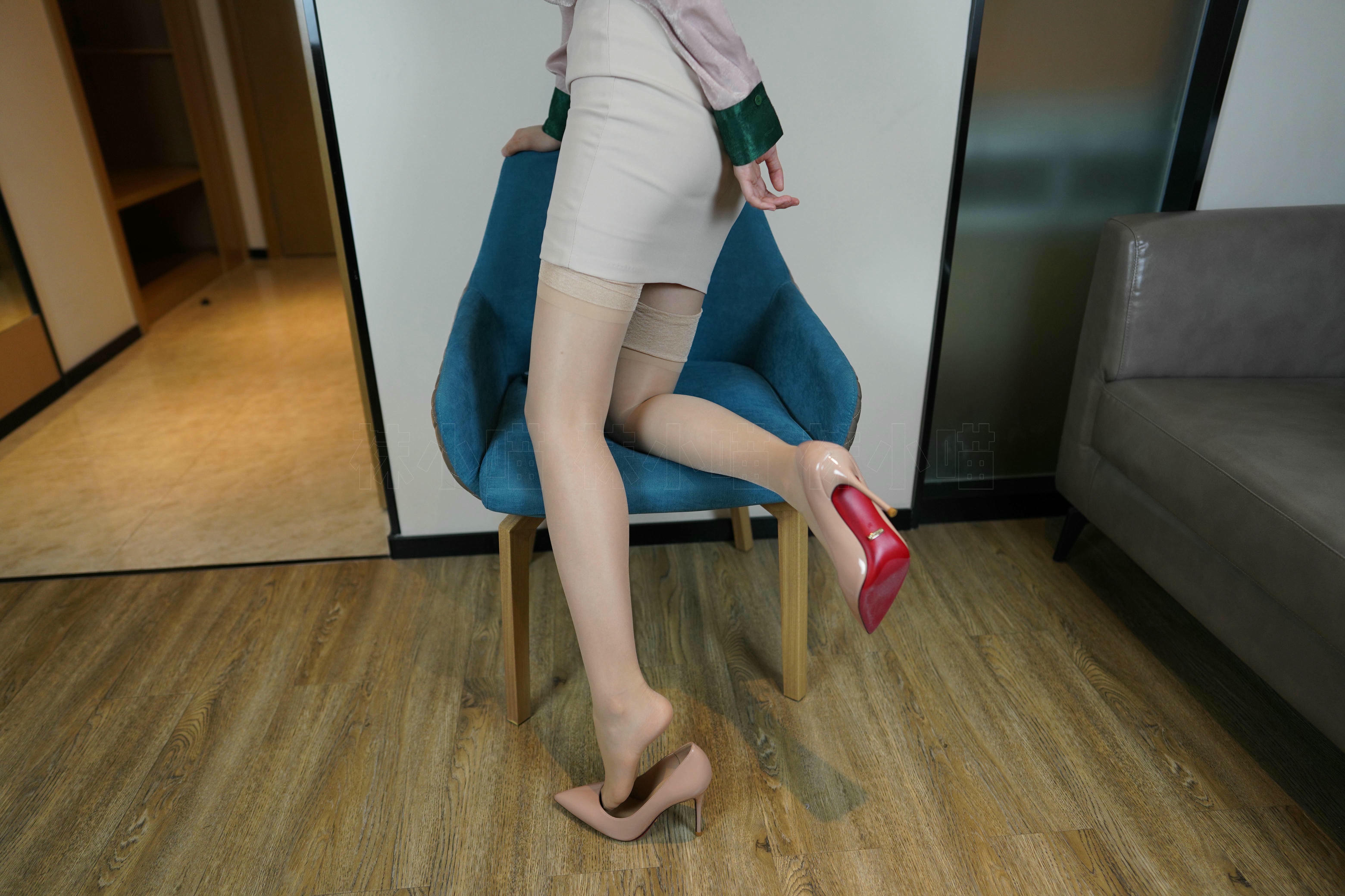 袜小喵 KT306 尝试[84P／130MB]_第3集