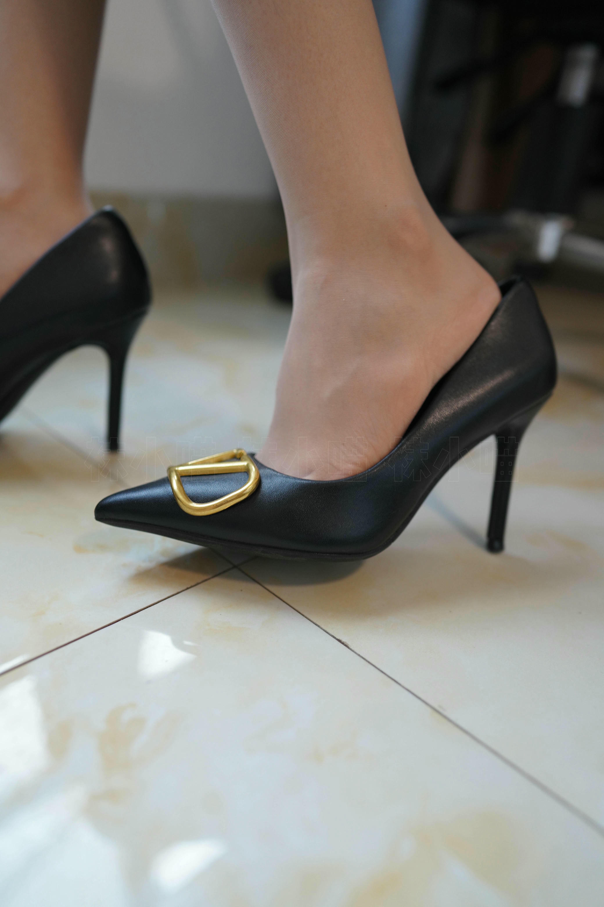 袜小喵 KT310《周末的红》 [72P 95.23 MB]_第3集