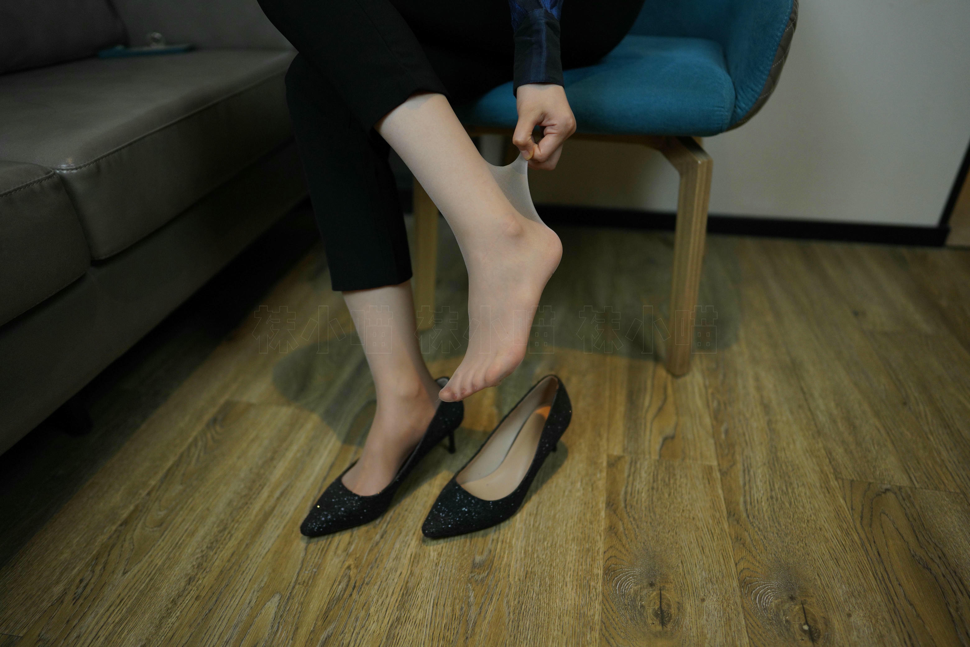 袜小喵 KT311《小假期》 [74P 132.73 MB]_第1集