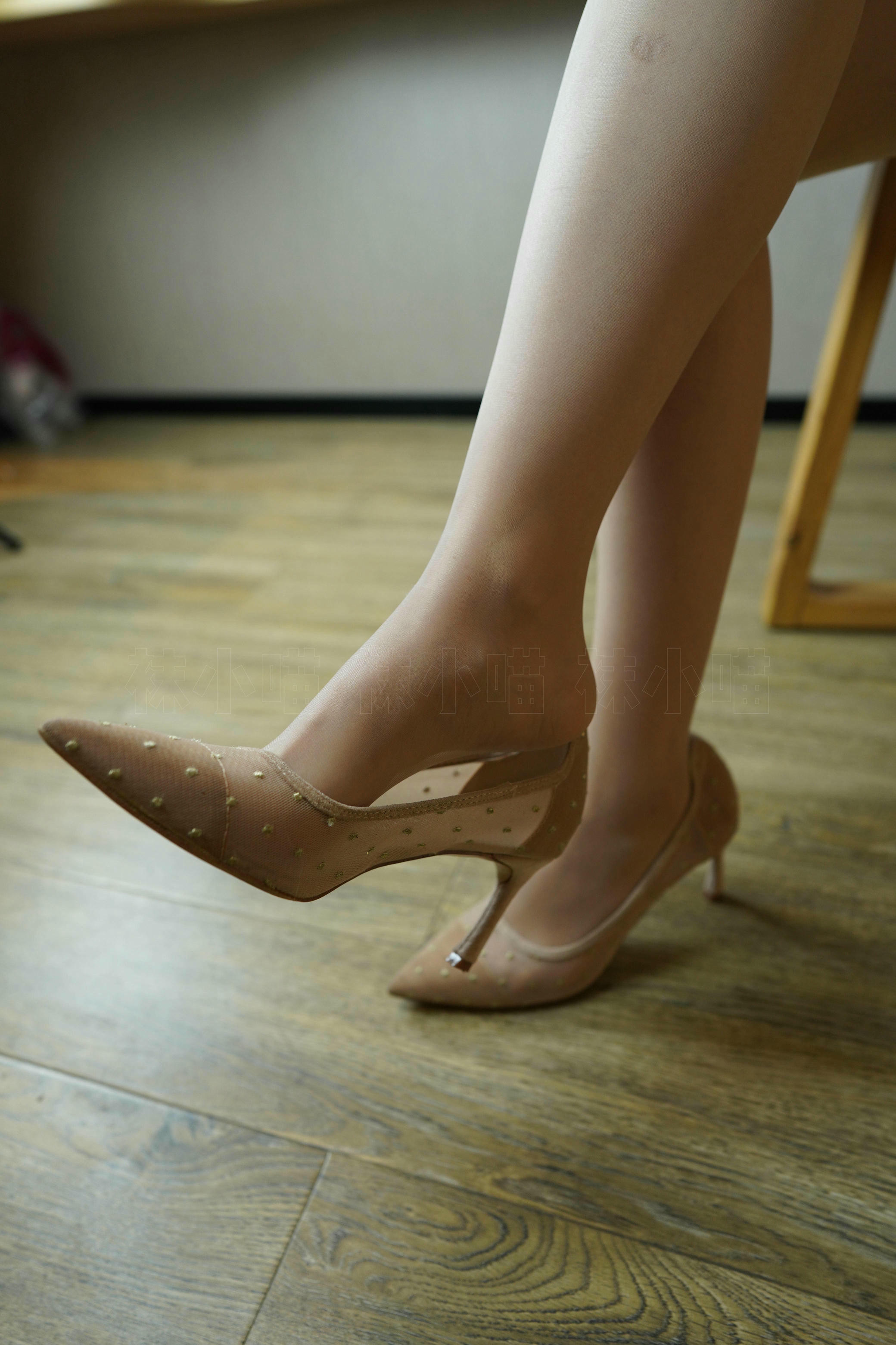 袜小喵 KT315《茶几舞蹈》 [87P 170.69 MB]_第2集