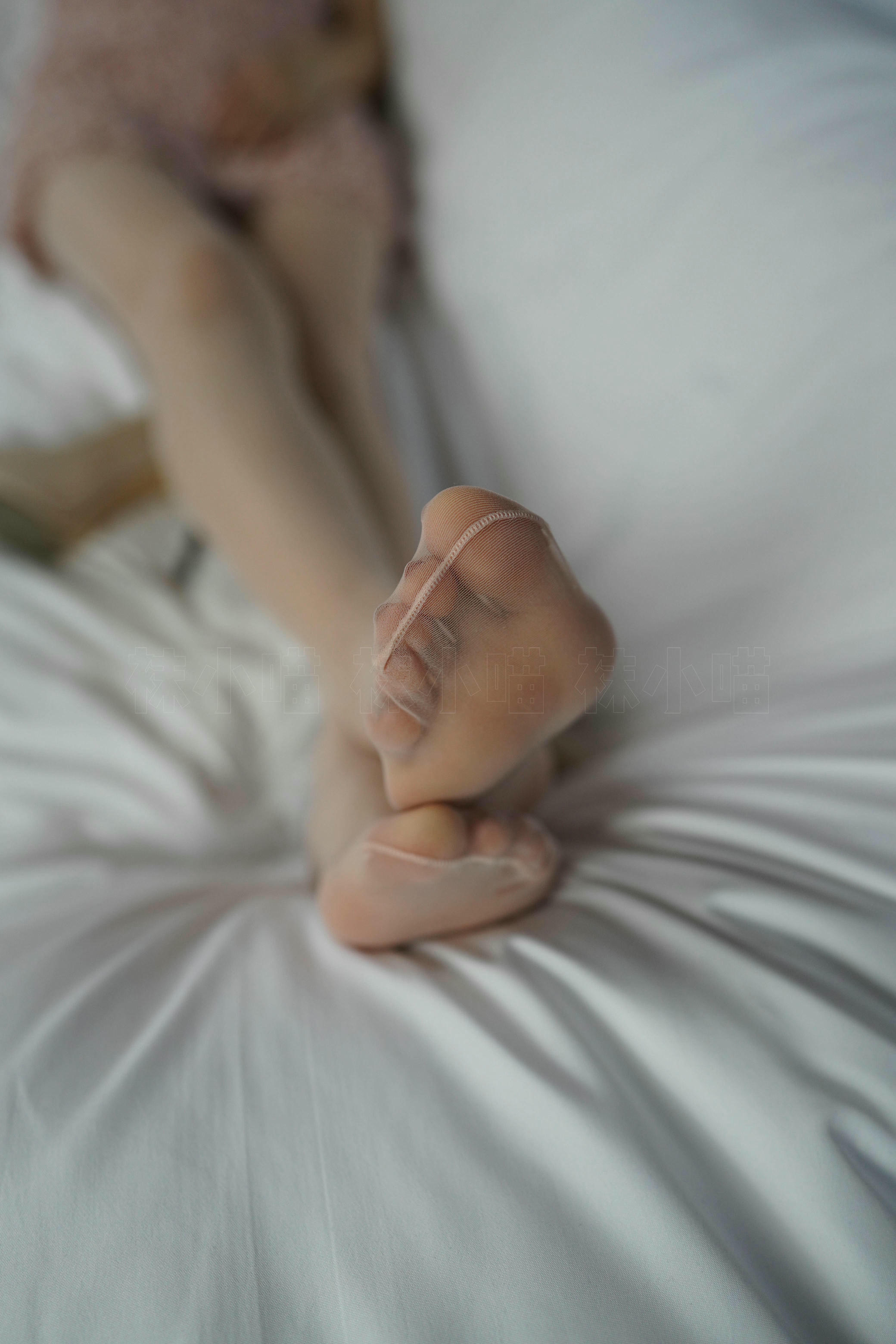 袜小喵 KT319《白沙发》 [97P 132.95 MB]_第1集