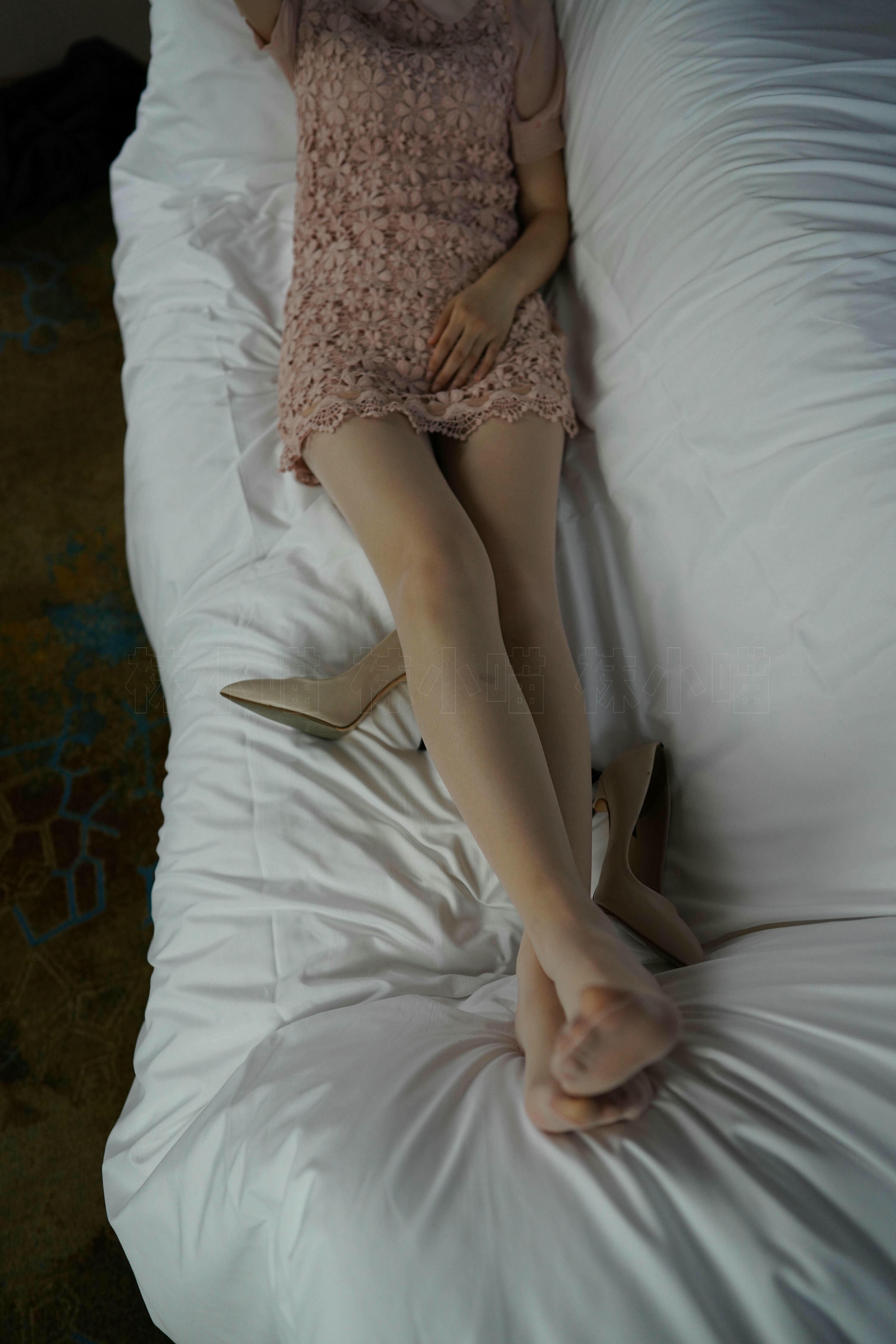 袜小喵 KT319《白沙发》 [97P 132.95 MB]_第2集