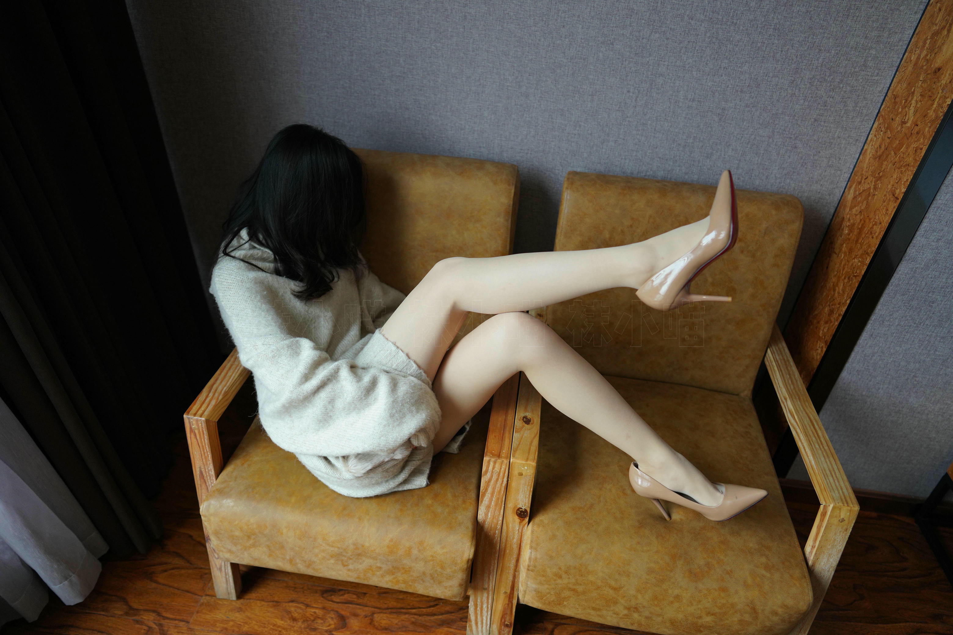 袜小喵 KT320《冷冷的》 [81P 140.03 MB]_第1集