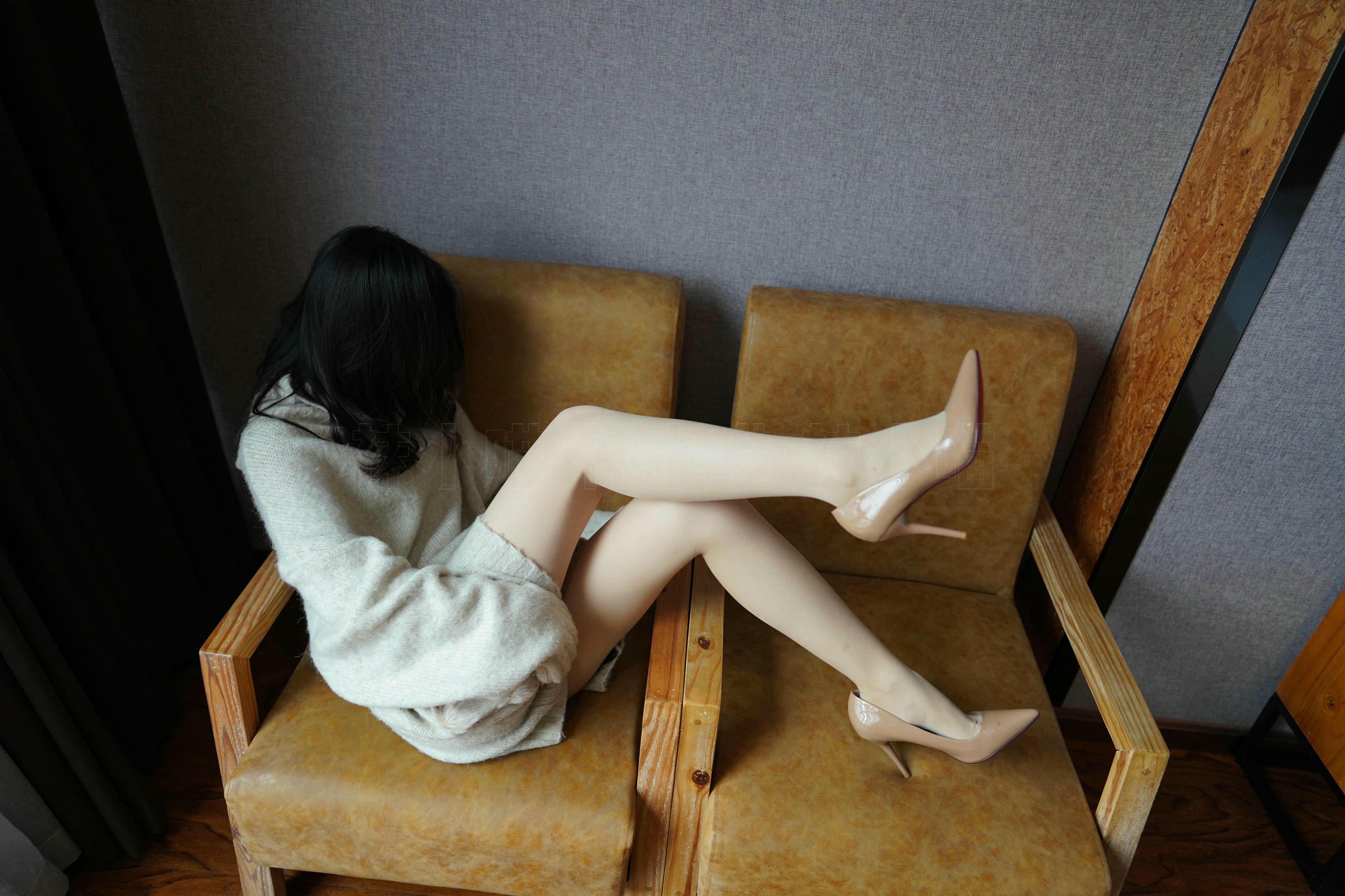 袜小喵 KT320《冷冷的》 [81P 140.03 MB]_第1集