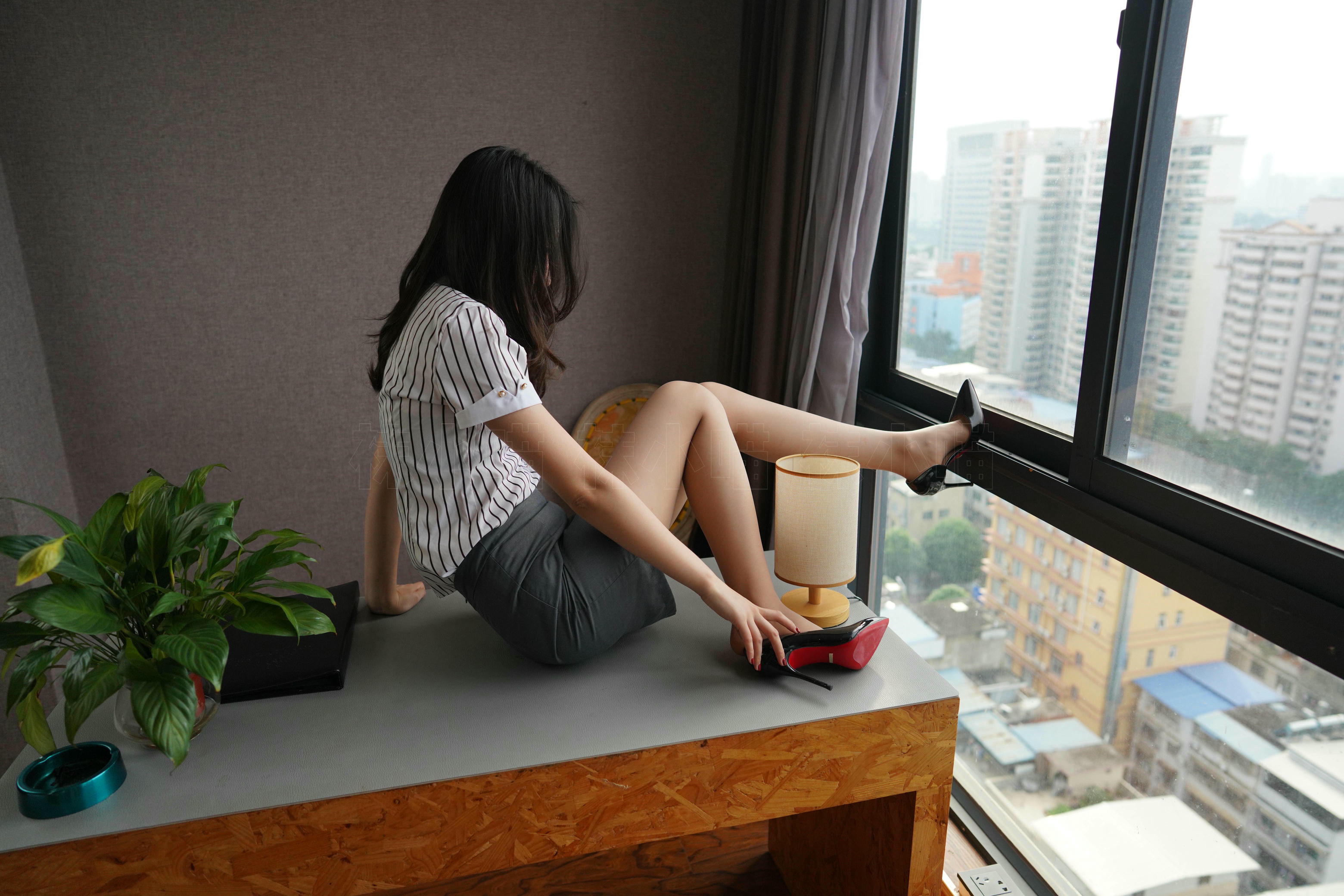 袜小喵 KT325《暖气》 [100P 192.48 MB]_第4集