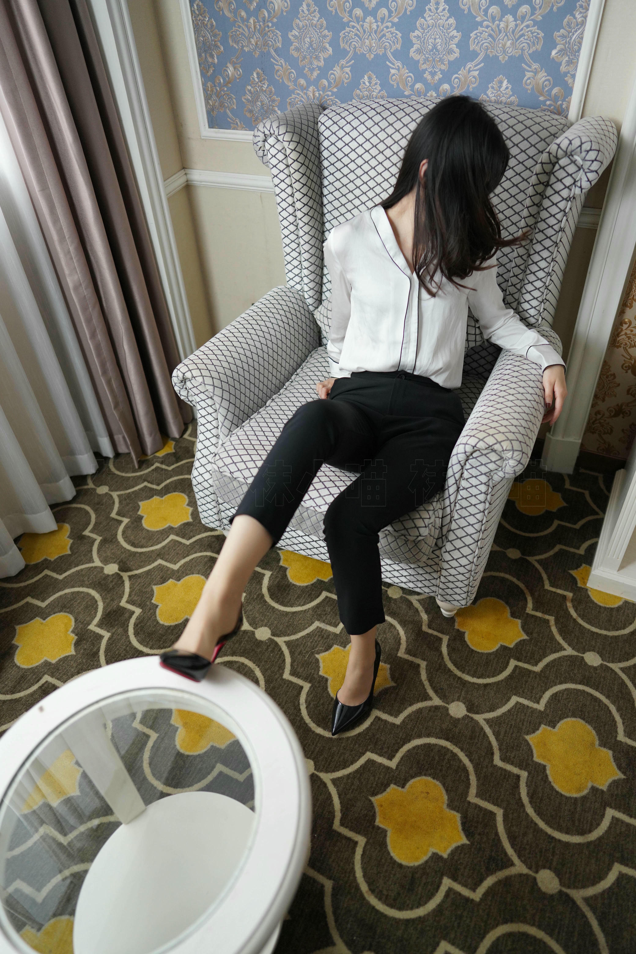 袜小喵 KT328《开暖气》 [75P 132.84 MB]_第1集