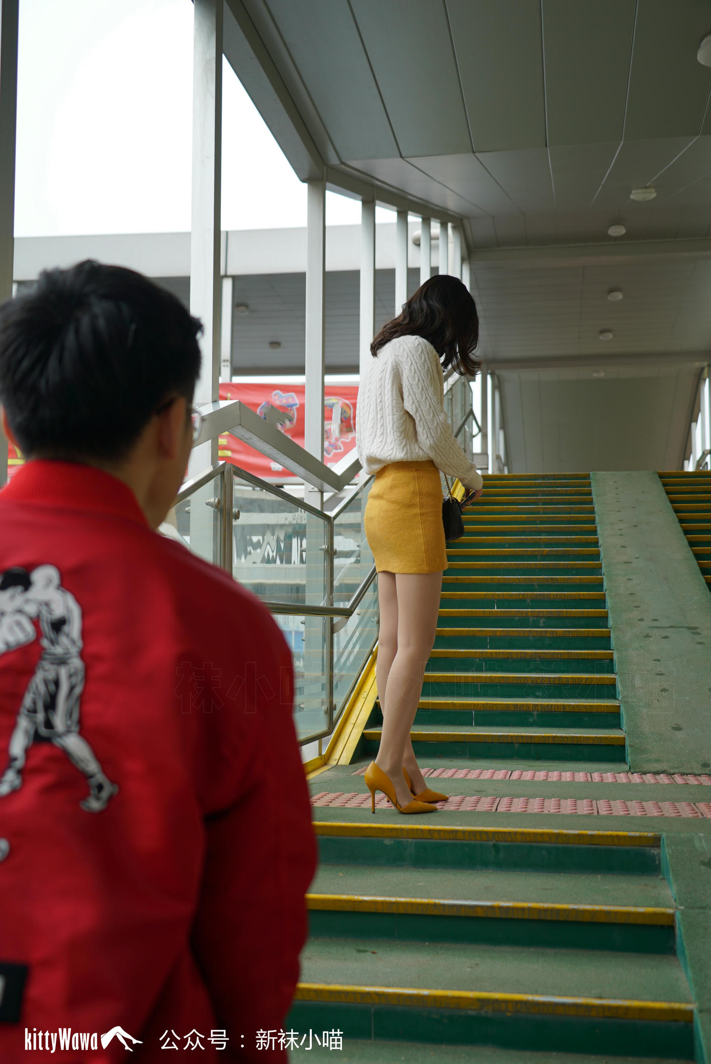 袜小喵故事集 KTS006 公交车追随者 [82P+526MB]_第1集