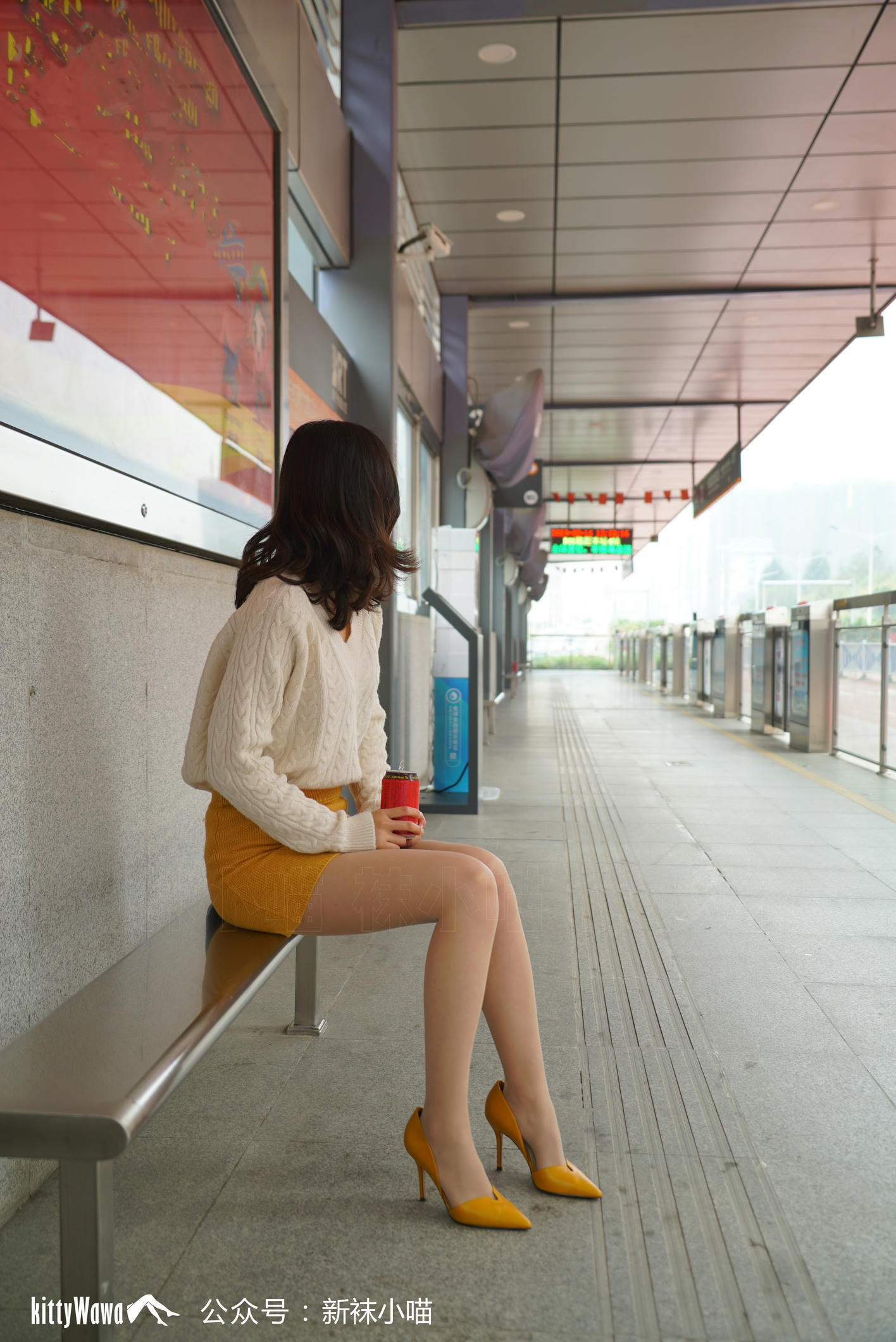 袜小喵故事集 KTS006 公交车追随者 [82P+526MB]_第1集