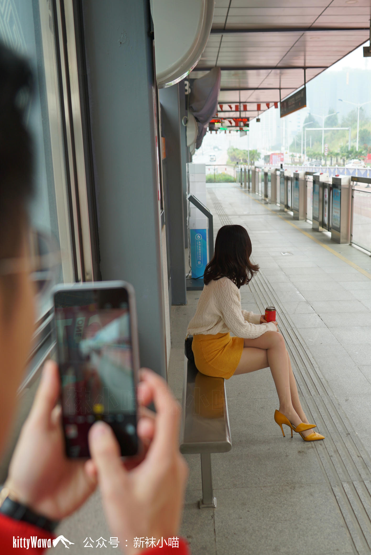 袜小喵故事集 KTS006 公交车追随者 [82P+526MB]_第1集