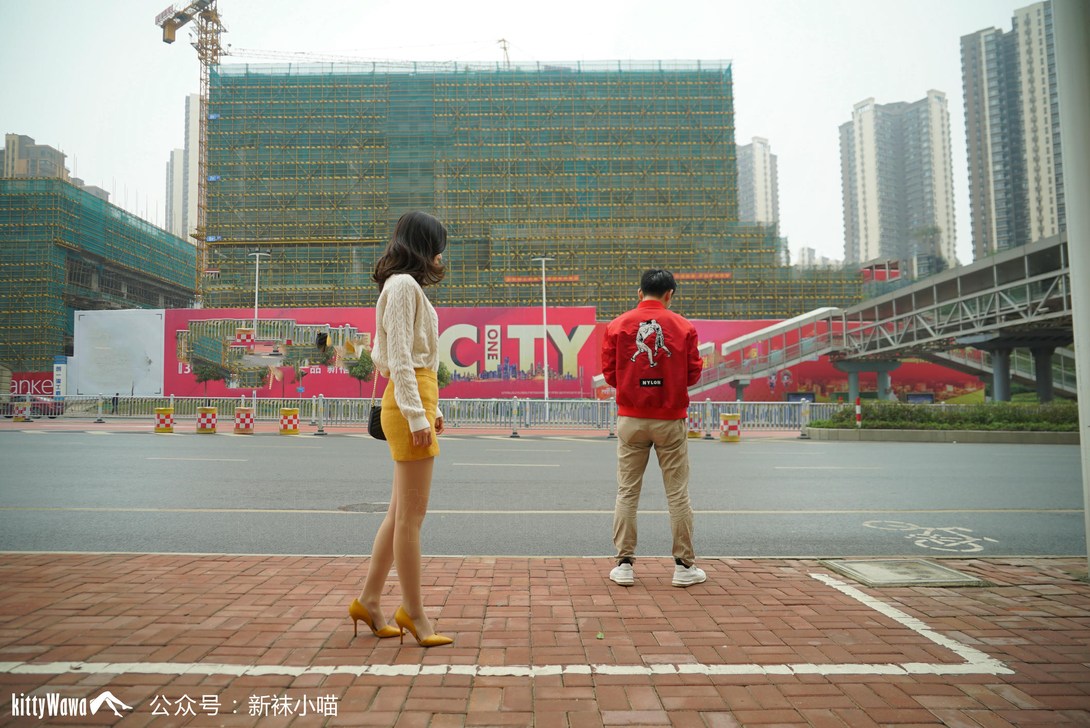 袜小喵故事集 KTS006 公交车追随者 [82P+526MB]_第1集