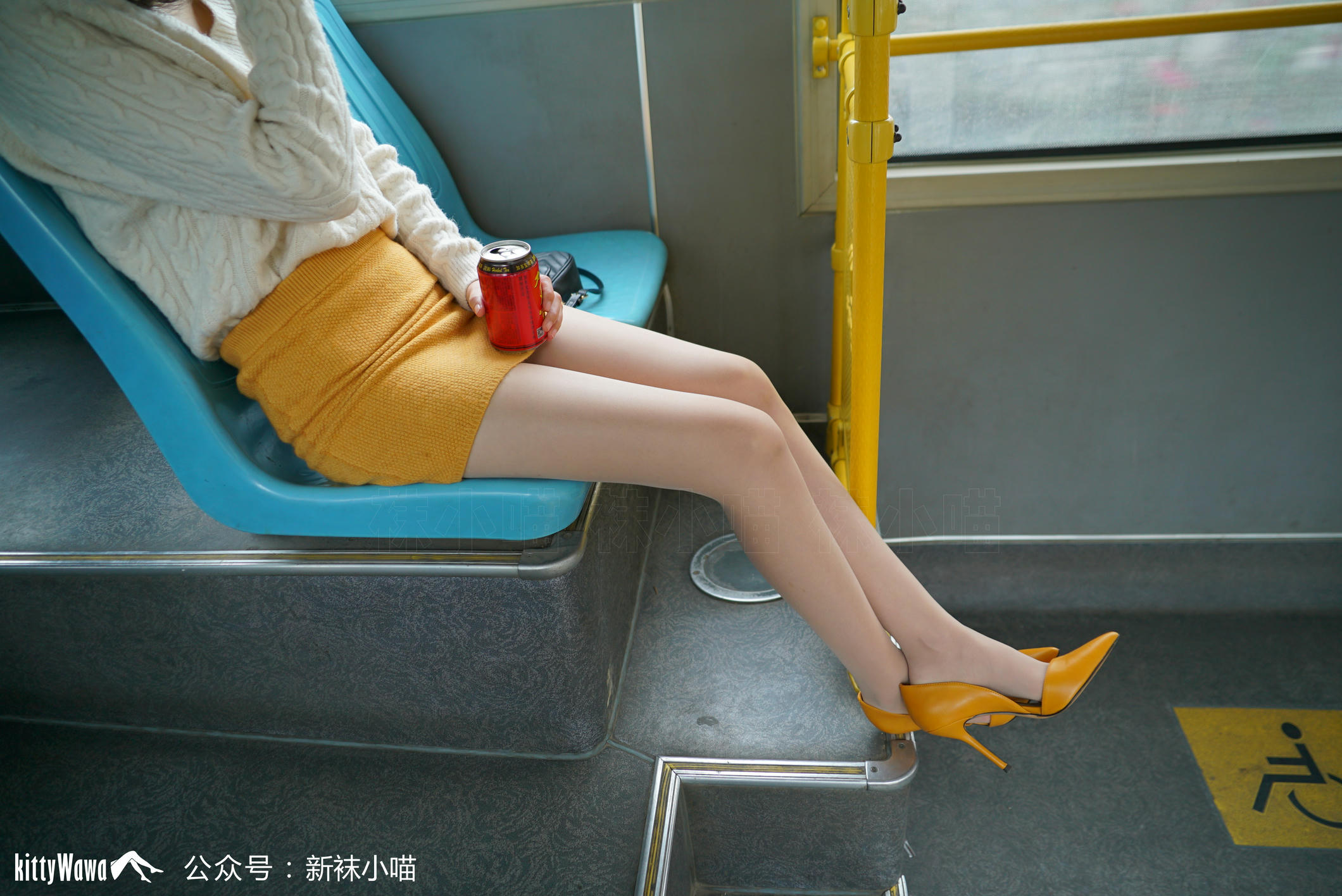 袜小喵故事集 KTS006 公交车追随者 [82P+526MB]_第3集