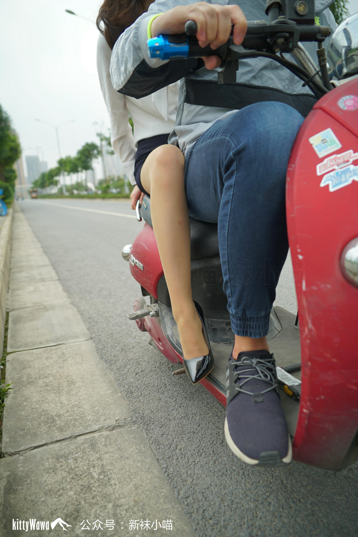 袜小喵故事集 KTS007 顺风车 [80P+523MB]_第2集