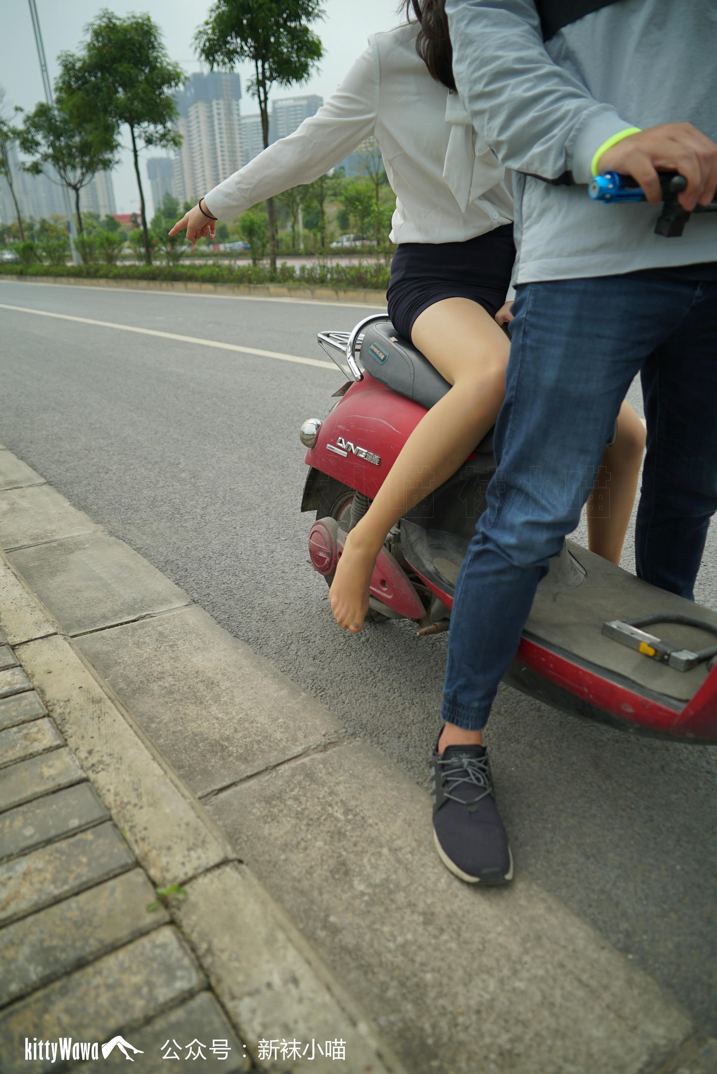 袜小喵故事集 KTS007 顺风车 [80P+523MB]_第2集