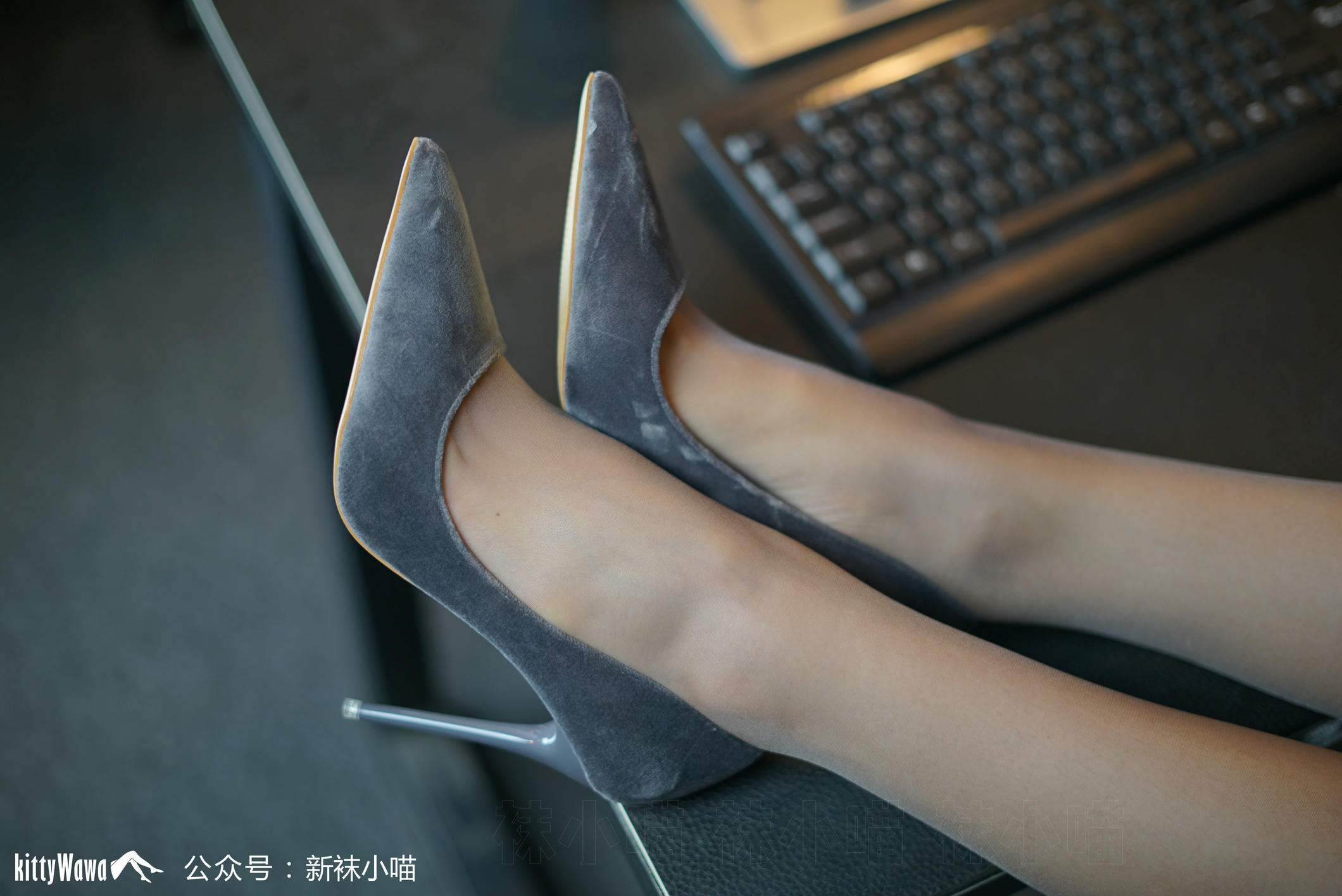 袜小喵故事集KTS002 我的同事L总监[61P／396MB]_第2集