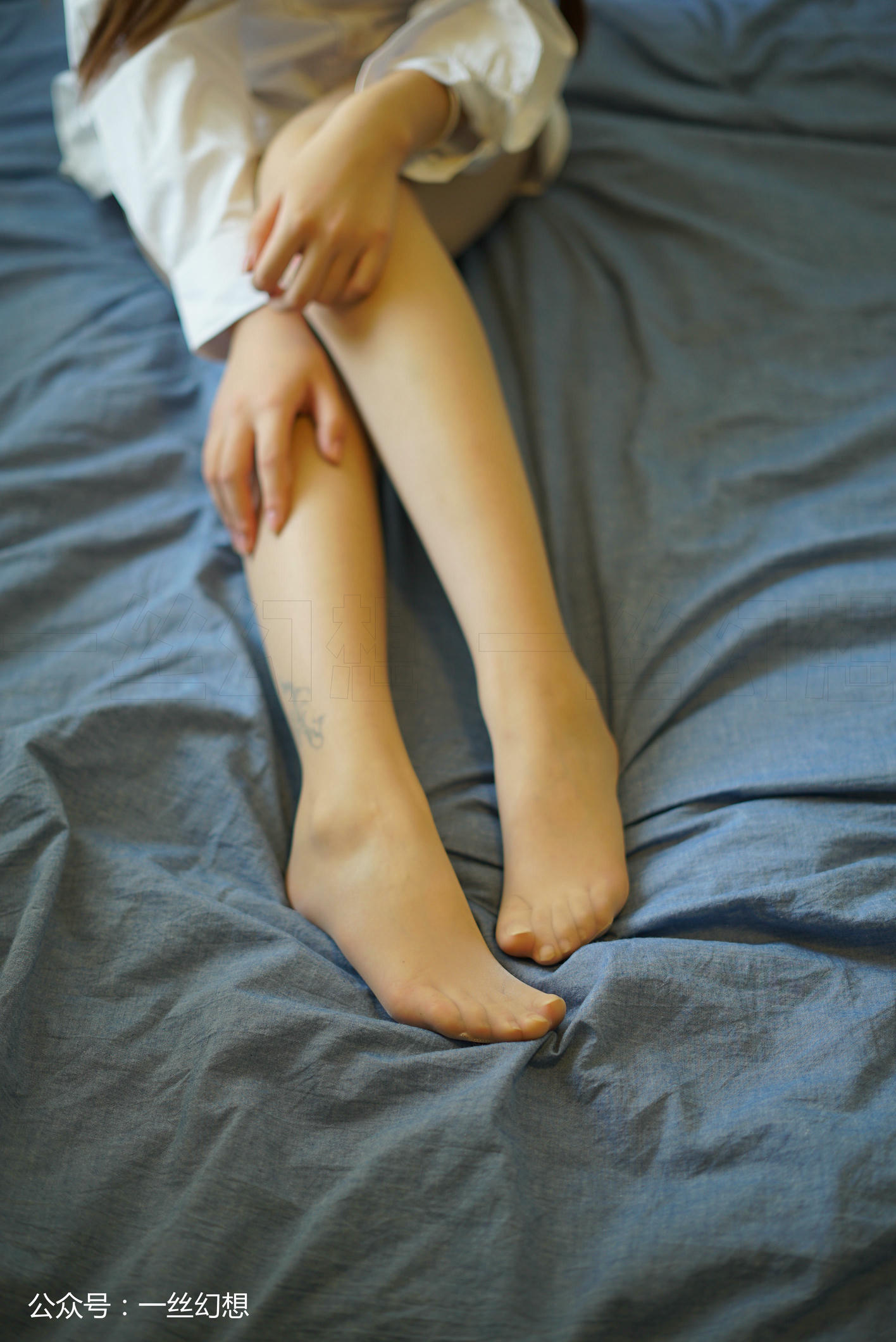 高丝女子图鉴 袜小喵×一丝幻想 NZ008 ViVi[59P+44MB]_第1集