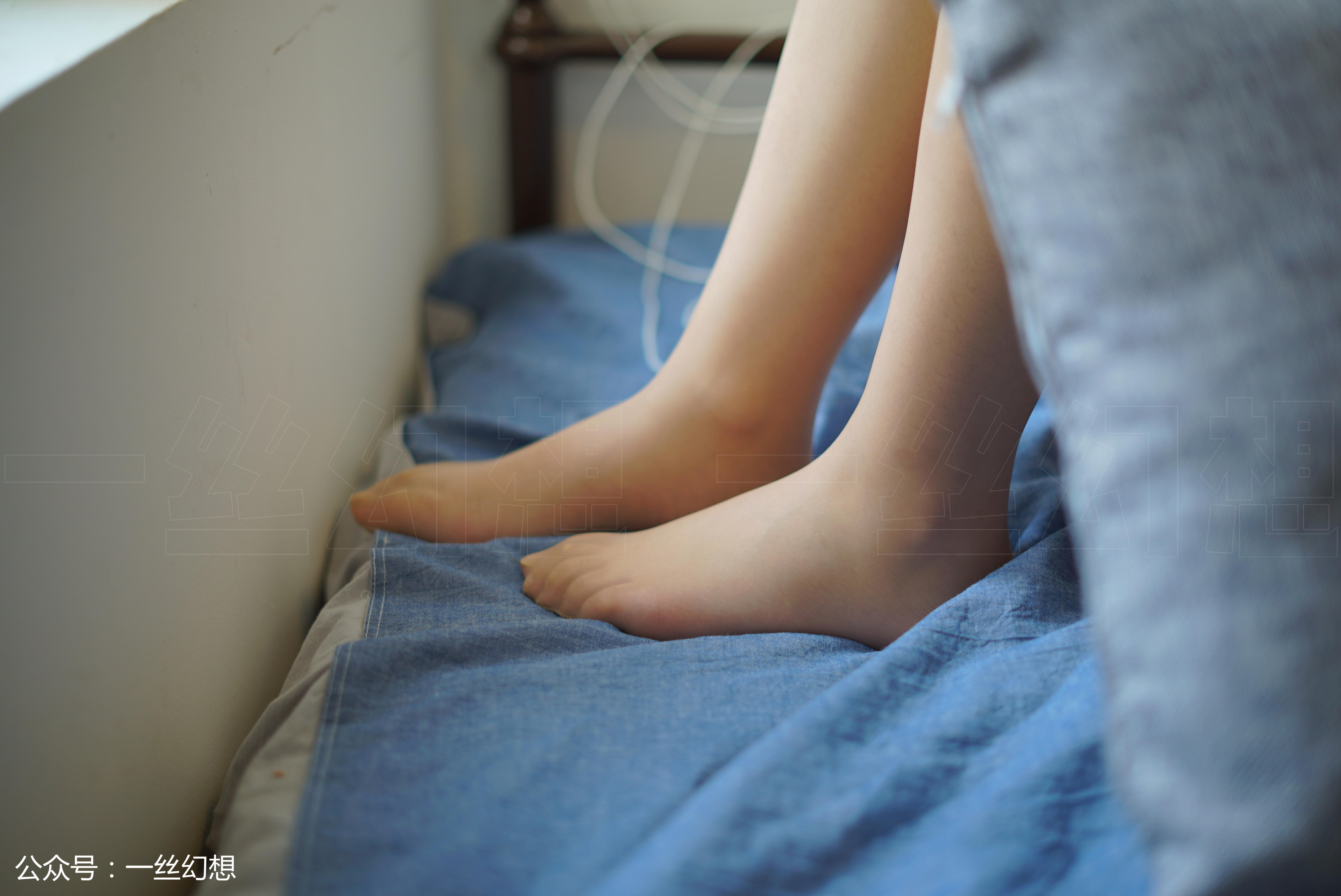 高丝女子图鉴 袜小喵×一丝幻想 NZ008 ViVi[59P+44MB]_第3集