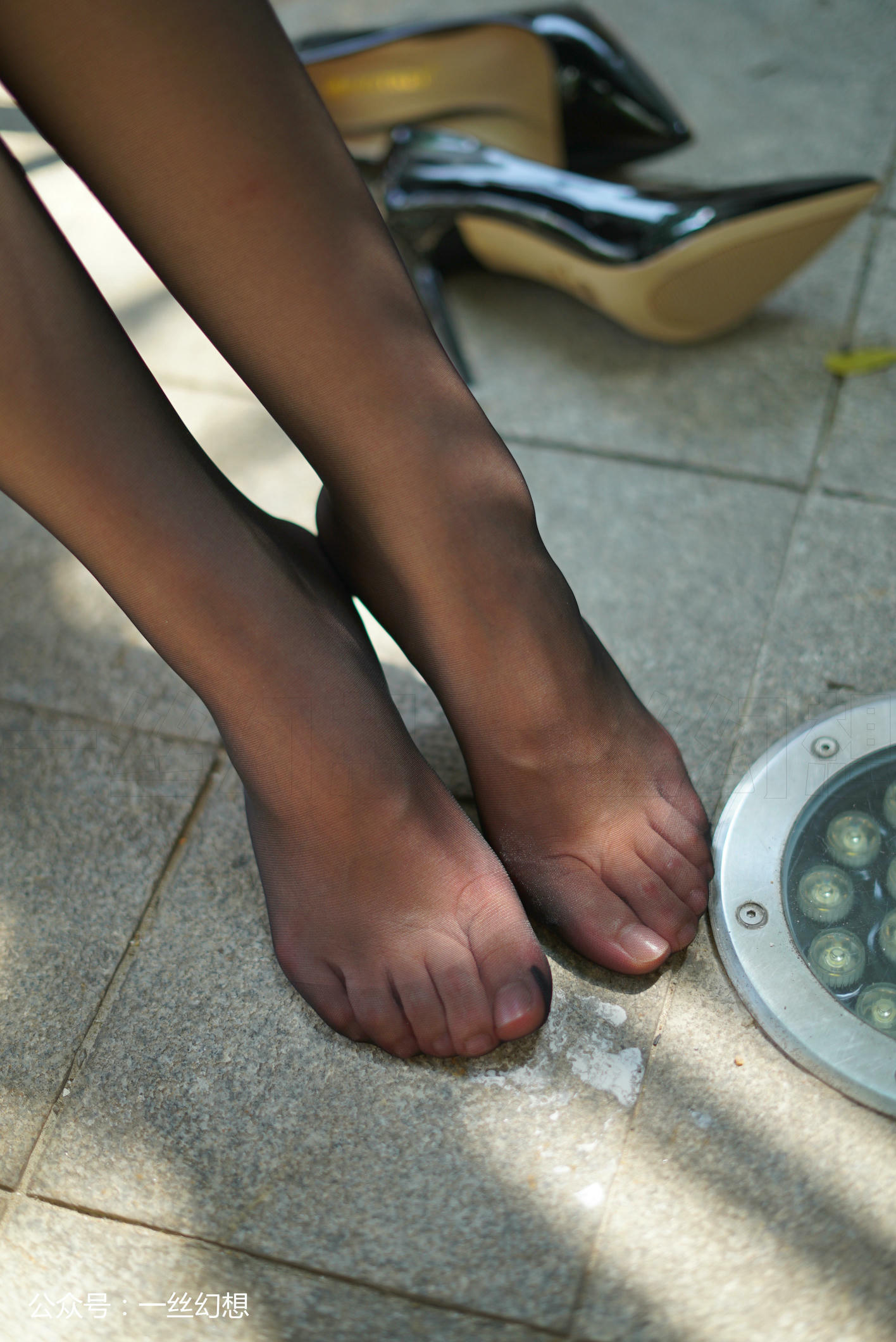 高丝女子图鉴 袜小喵×一丝幻想 NZ010 茜茜[59P+51.6MB]_第3集