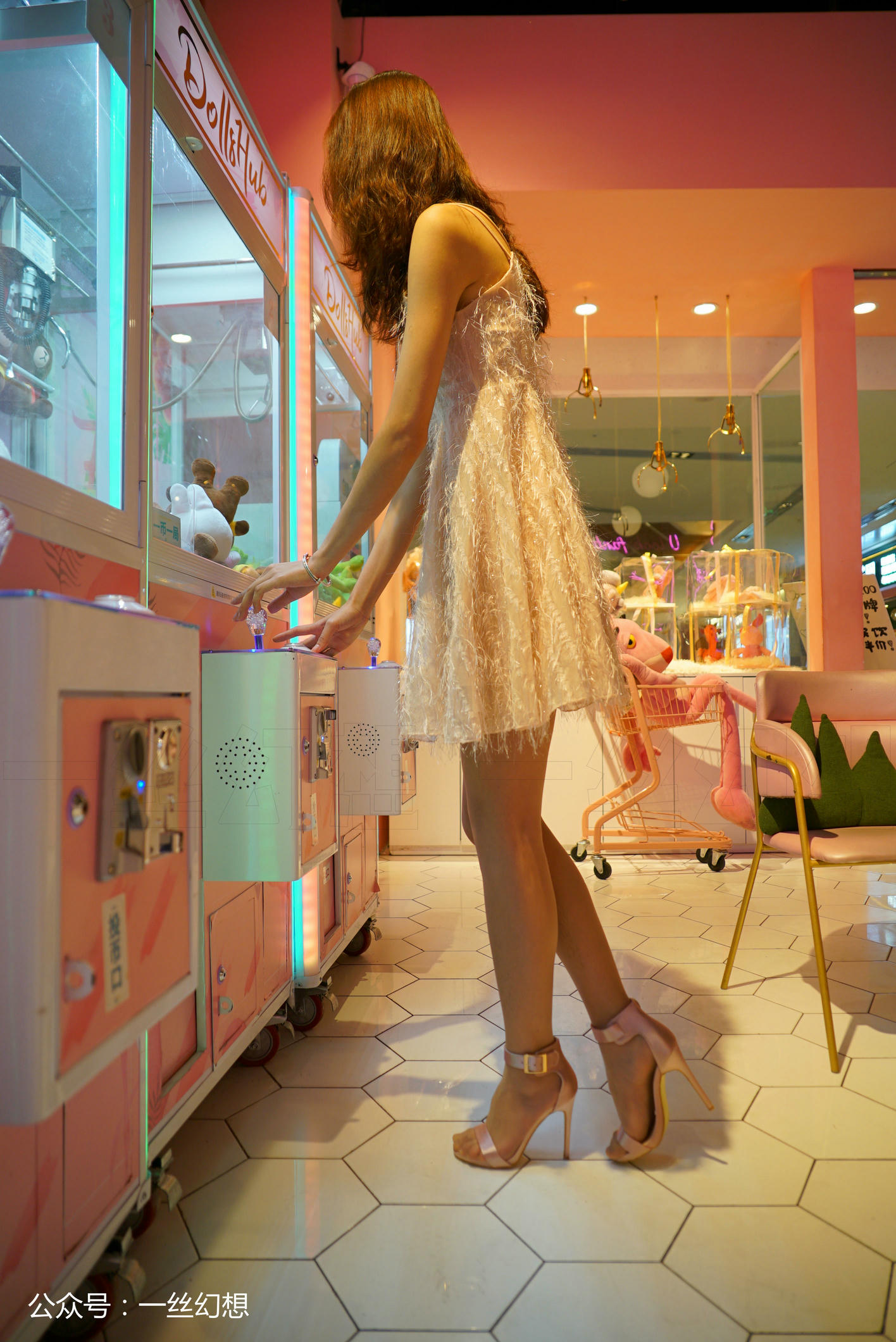 高丝女子图鉴 袜小喵×一丝幻想 NZ011 莹[59P+49.9MB]_第1集