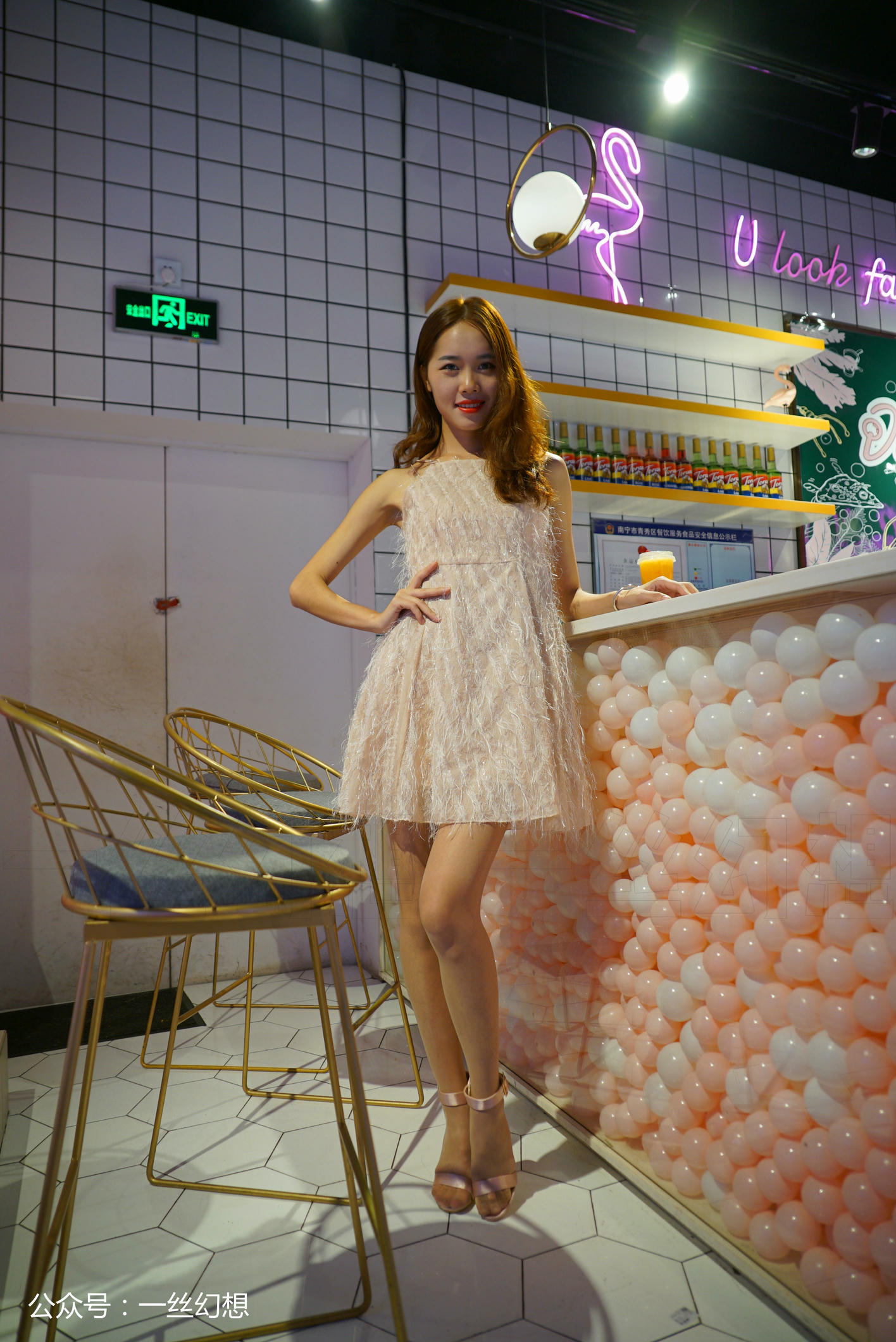 高丝女子图鉴 袜小喵×一丝幻想 NZ011 莹[59P+49.9MB]_第1集