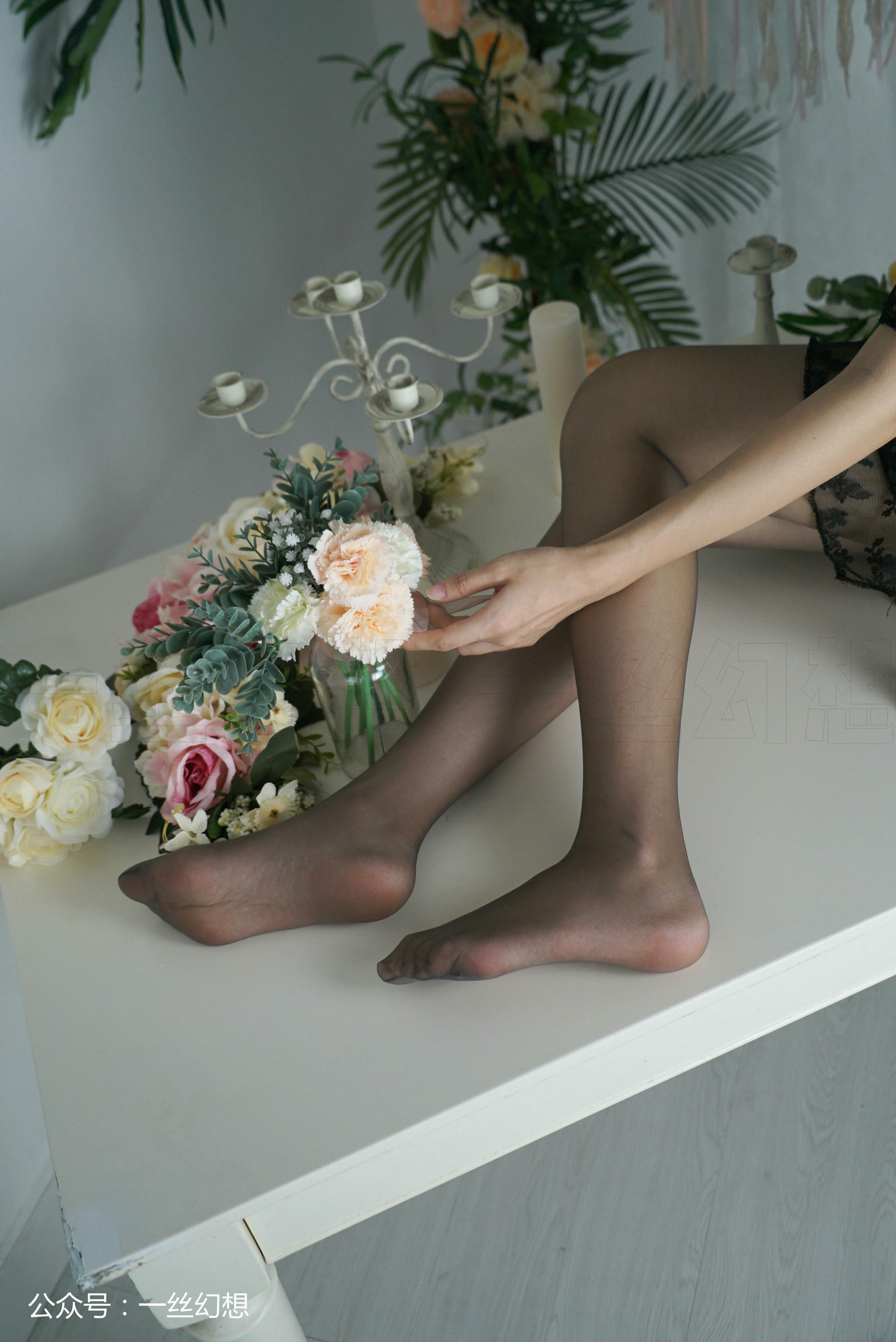 高丝女子图鉴 袜小喵×一丝幻想 NZ013 小唯[59P+55MB]_第3集