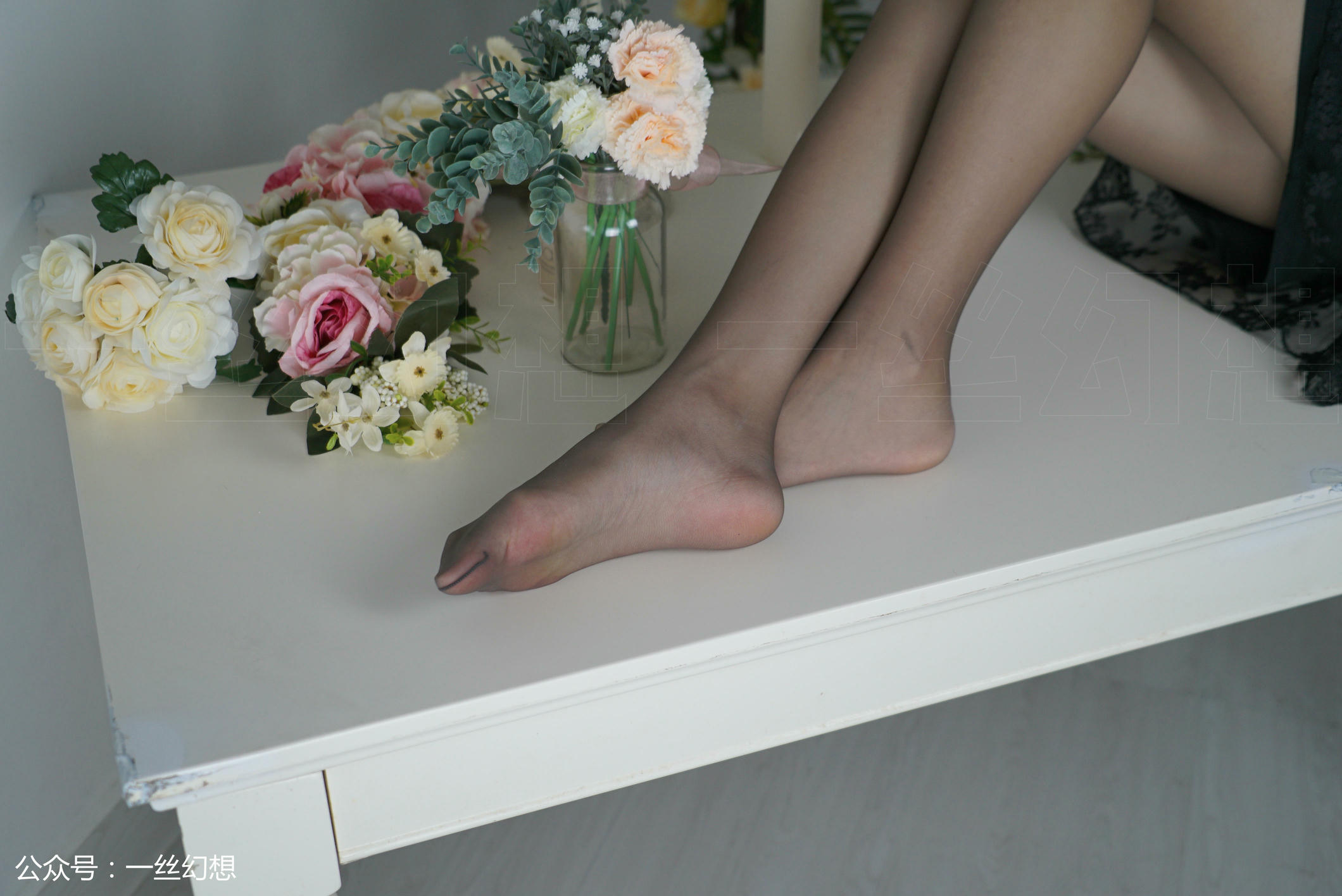 高丝女子图鉴 袜小喵×一丝幻想 NZ013 小唯[59P+55MB]_第3集