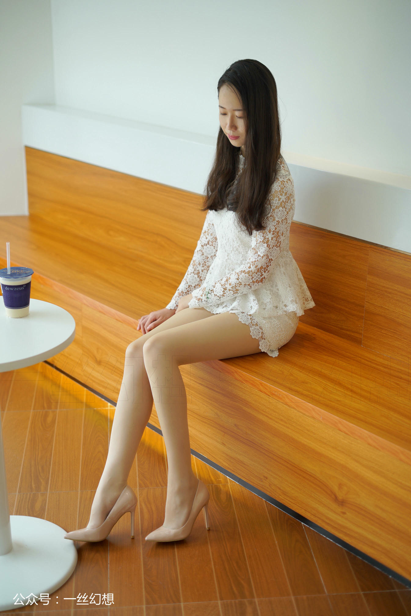 高丝女子图鉴 袜小喵×一丝幻想 NZ014 茜茜[59P+43MB]_第1集