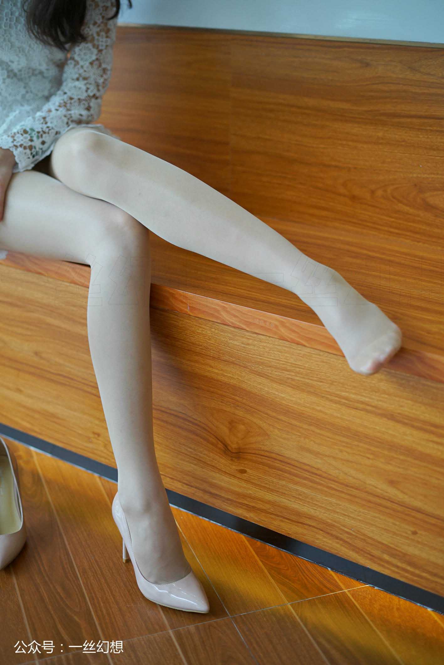 高丝女子图鉴 袜小喵×一丝幻想 NZ014 茜茜[59P+43MB]_第2集