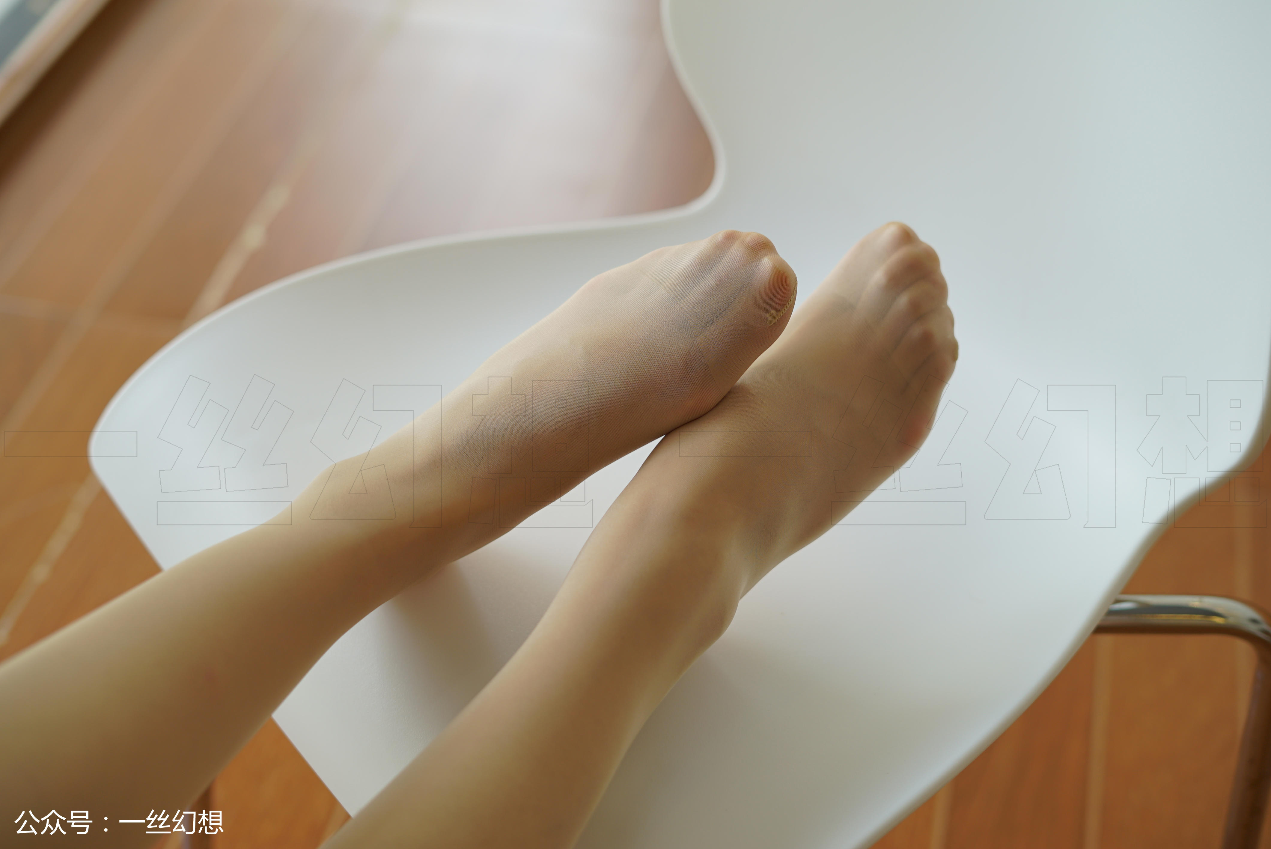 高丝女子图鉴 袜小喵×一丝幻想 NZ014 茜茜[59P+43MB]_第3集