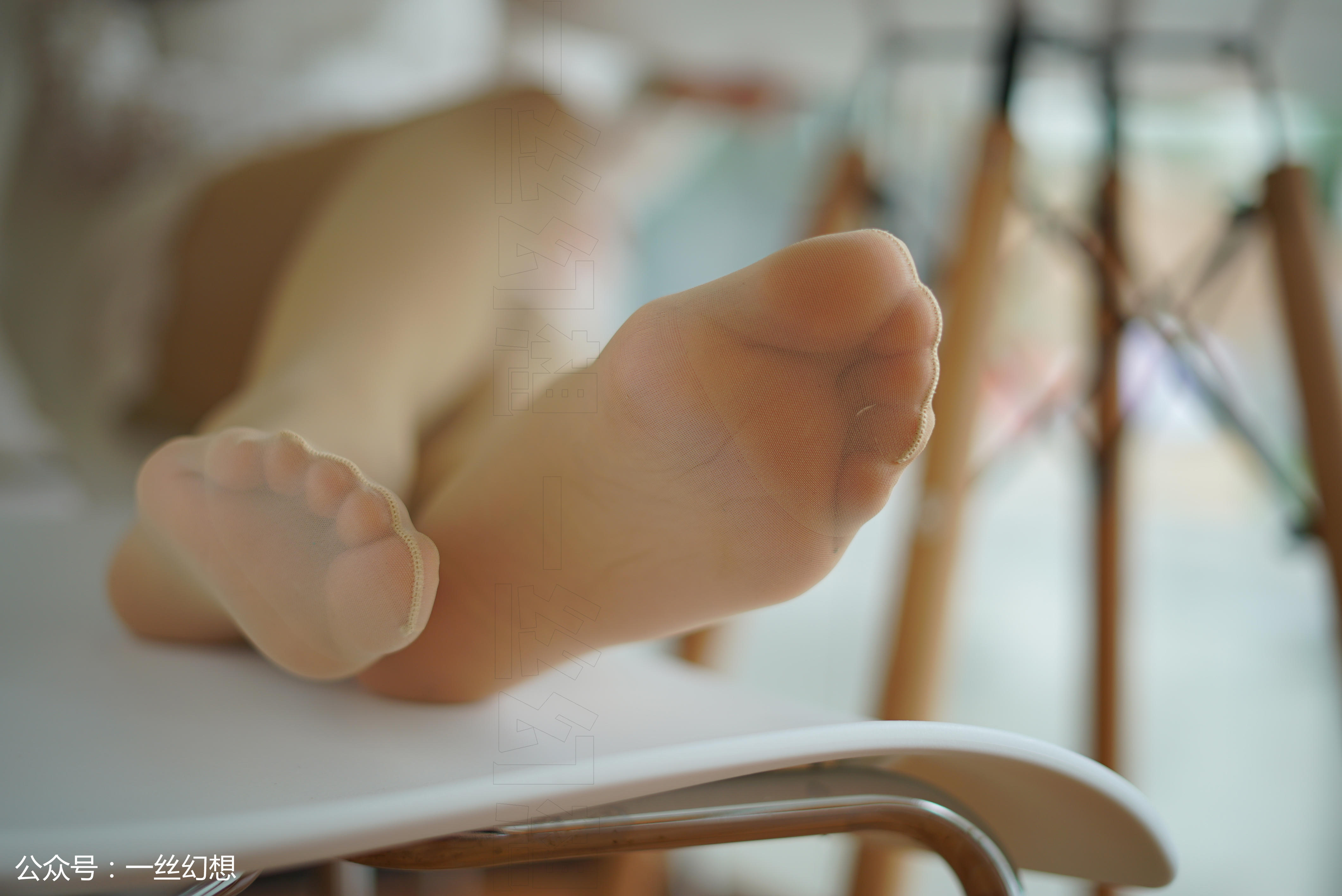 高丝女子图鉴 袜小喵×一丝幻想 NZ014 茜茜[59P+43MB]_第3集